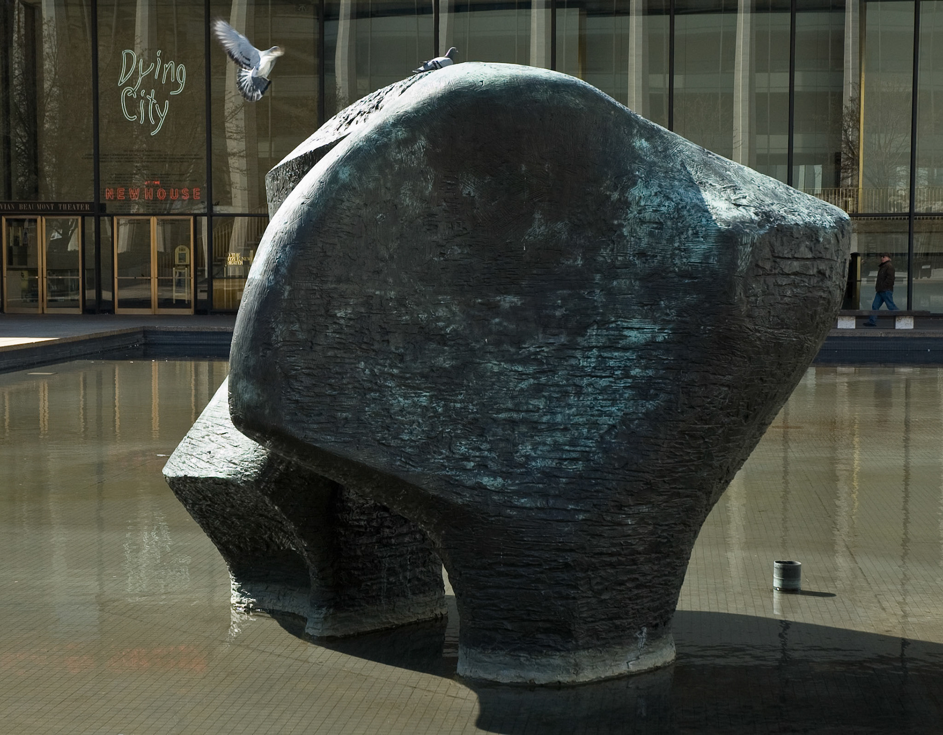 Henry Moore sculpture, Lincoln Center, New York, April 2007