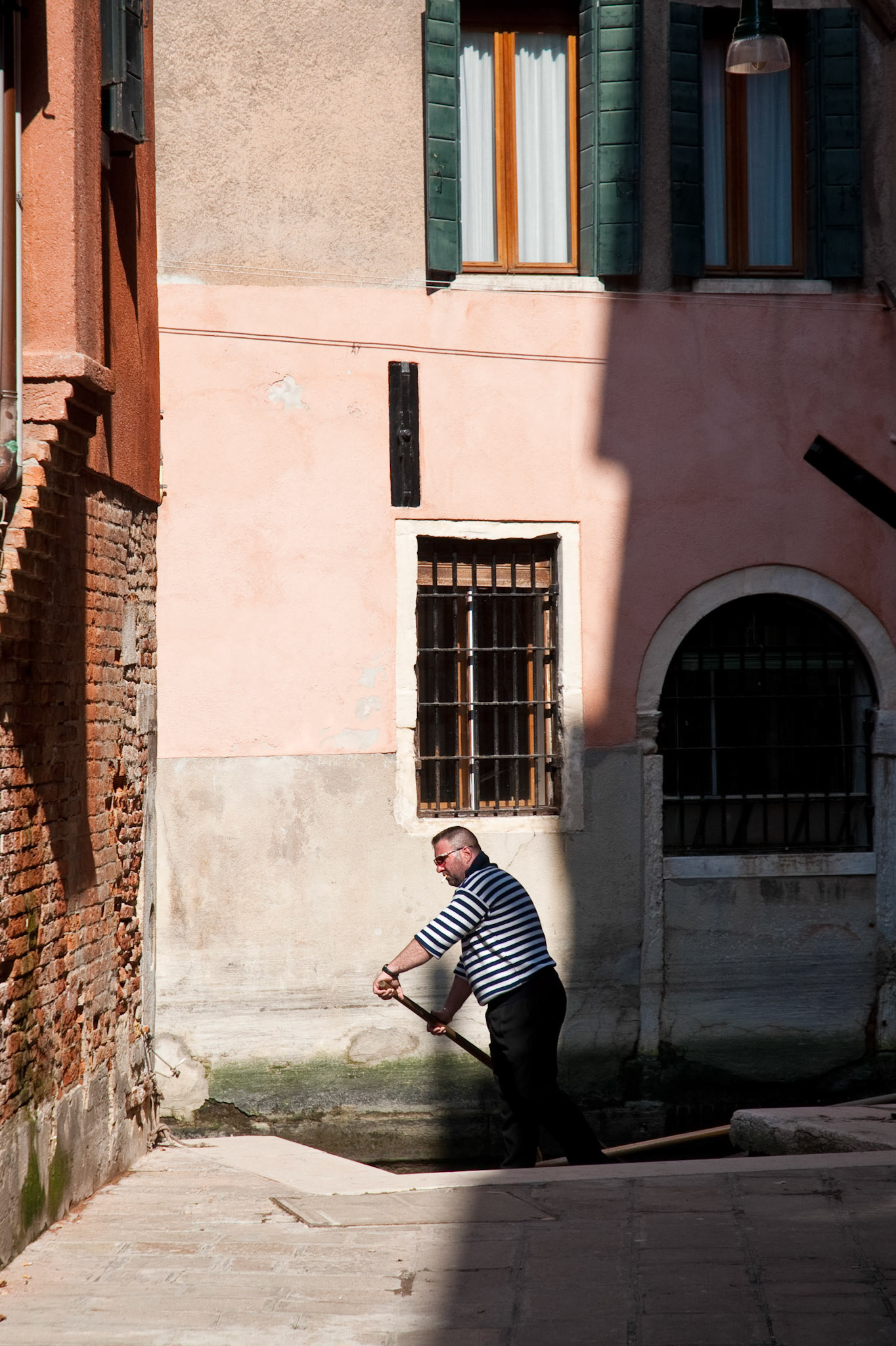 Gondolier, Venice, 2009