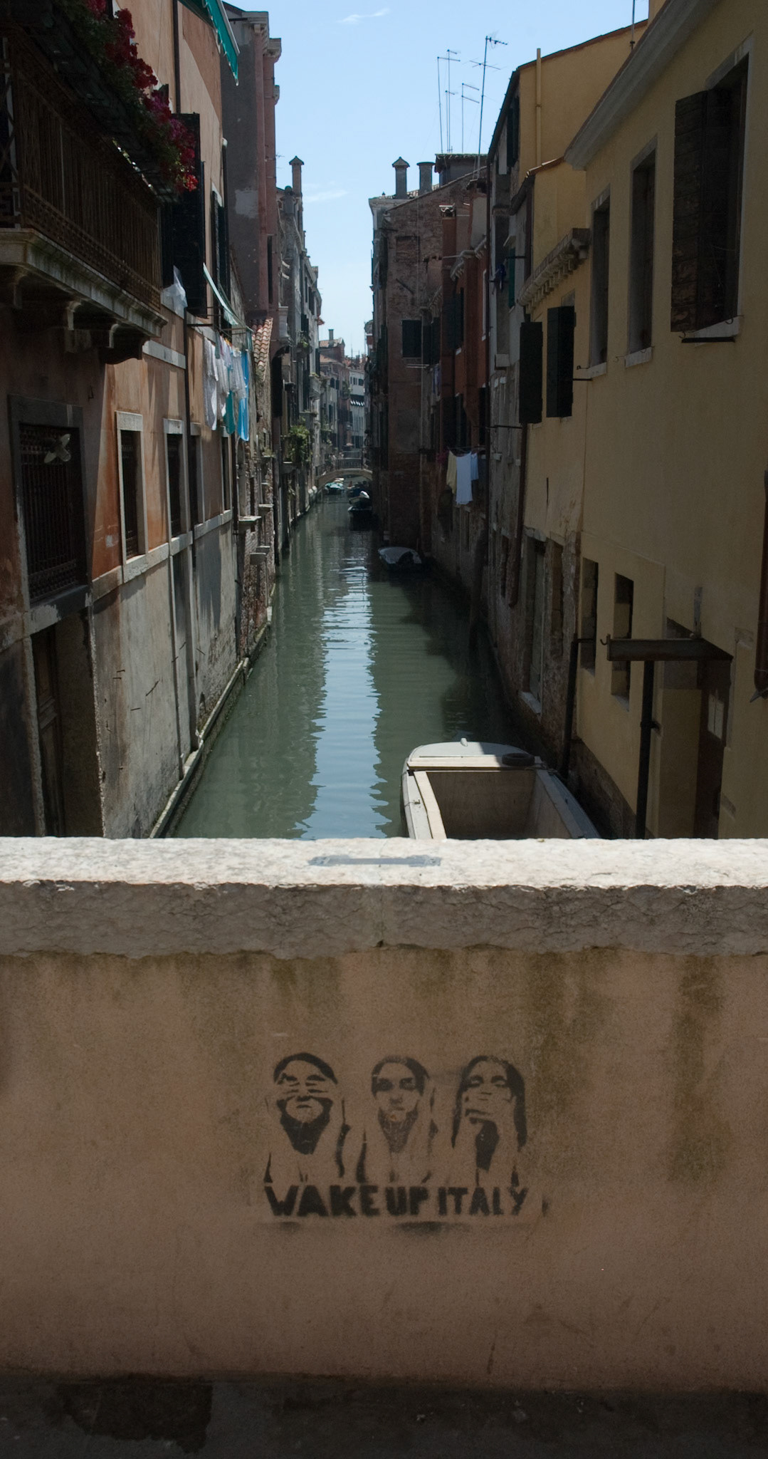 "Wake up Italy", Venice, May 2007