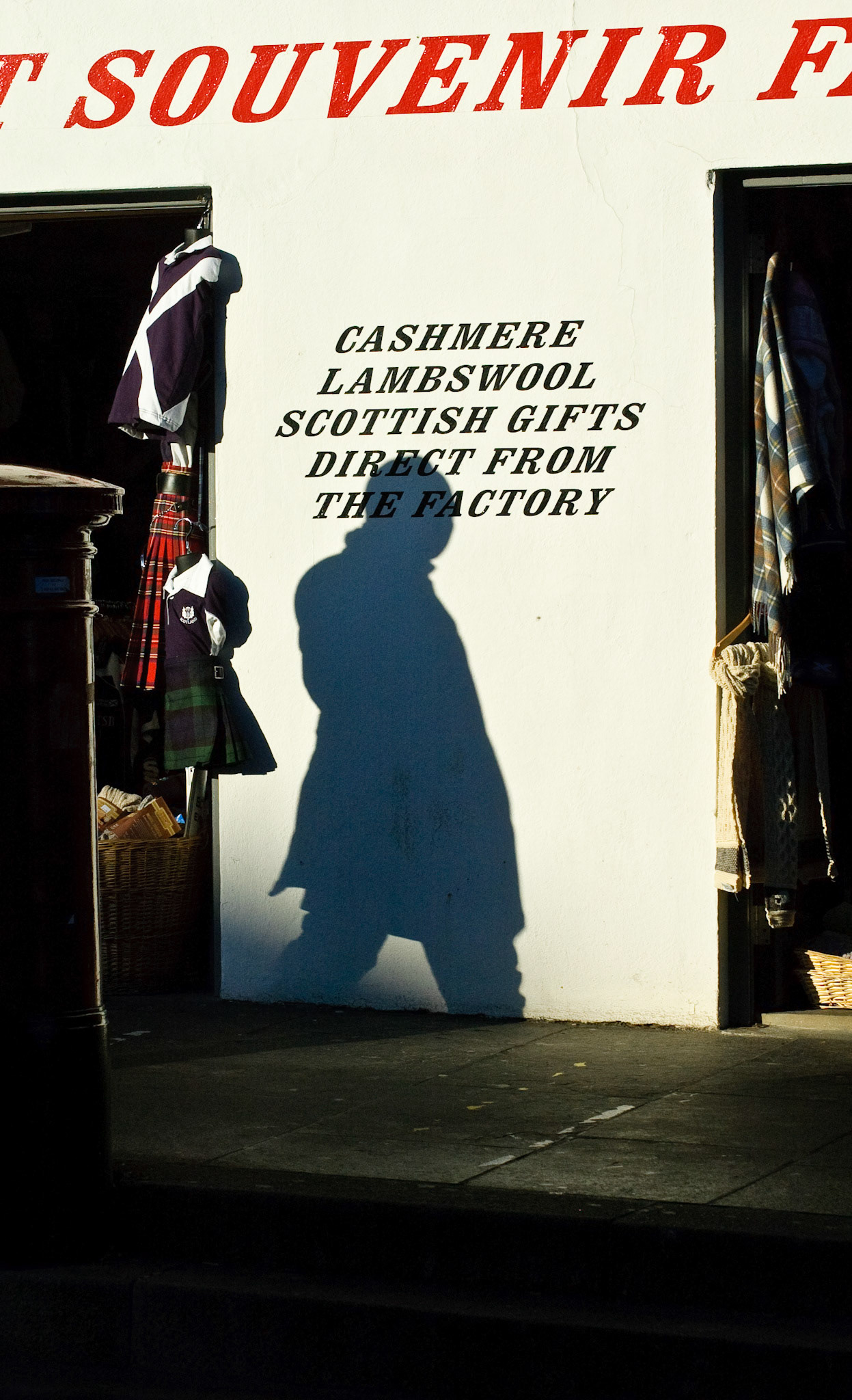 Souvenir shop, Lawnmarket, Edinburgh, 2008