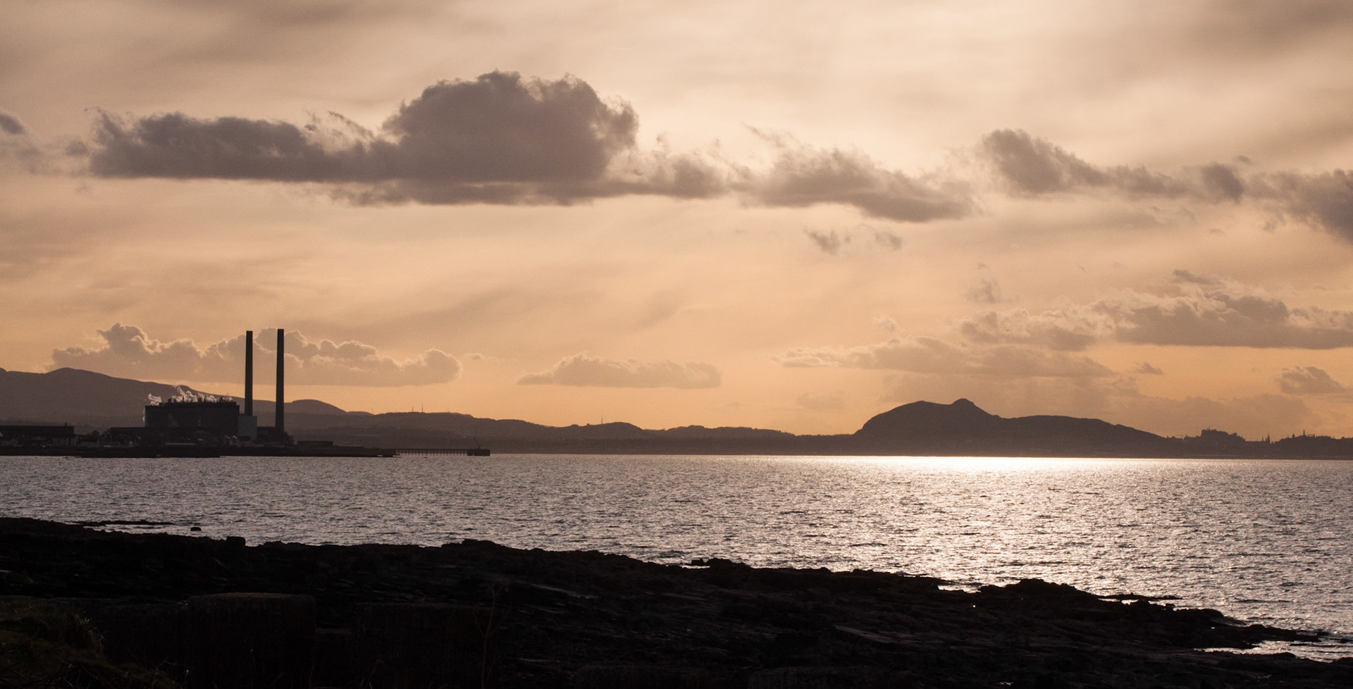 Cockenzie Power Station and Arthur's Seat from Longniddry Bents, East Lothian, 2012
