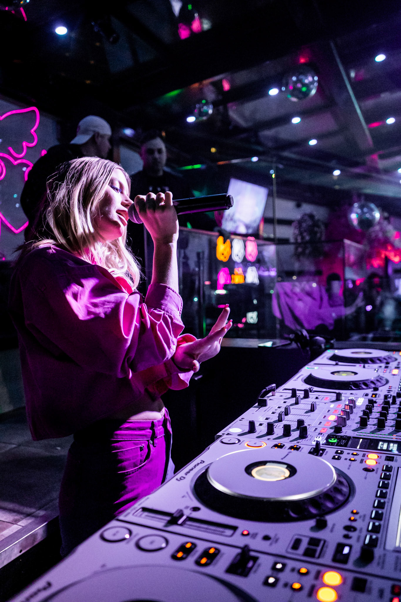 ANABEL ENGLUND - Zebbies Garden Washington D.C.