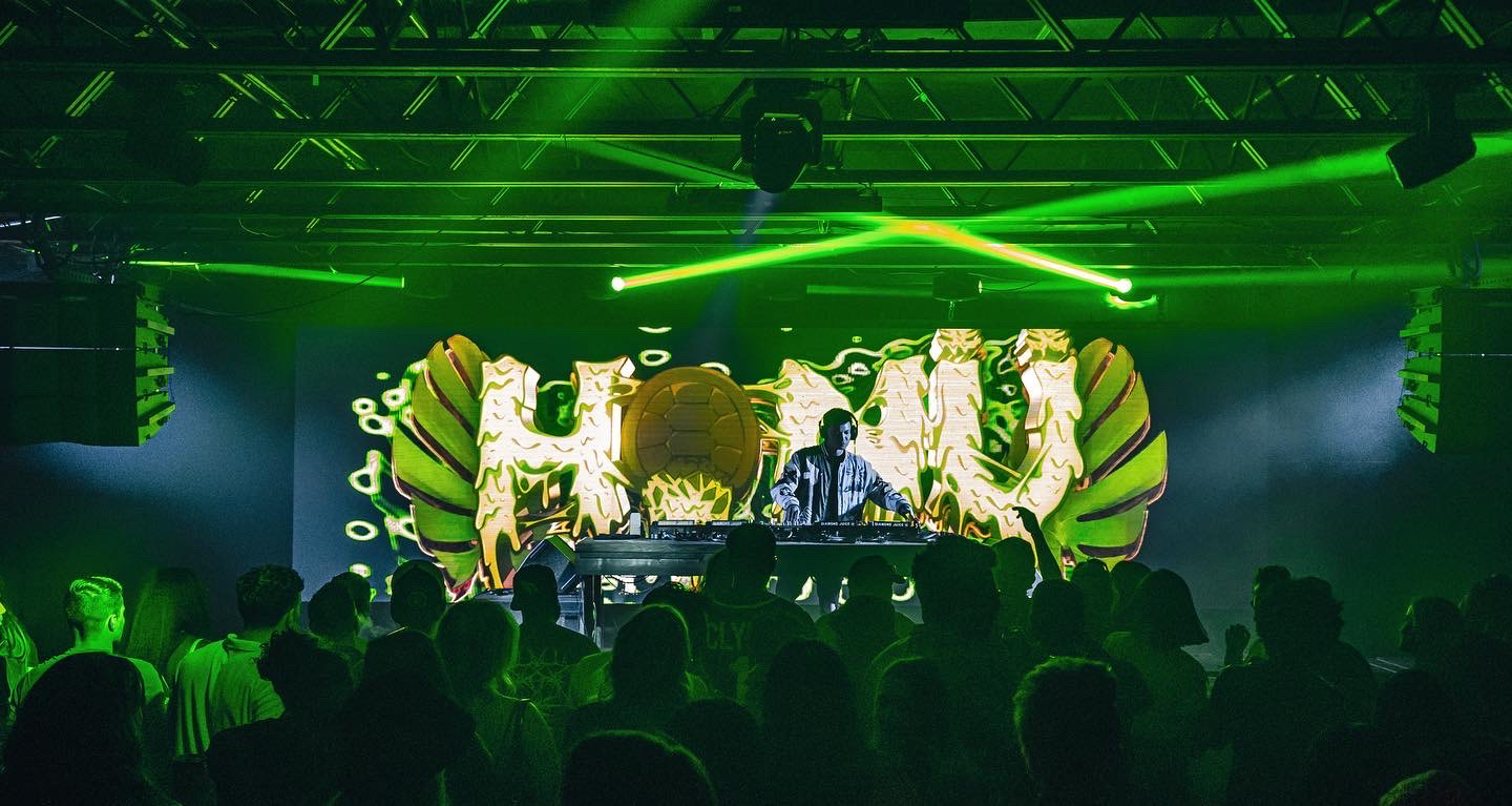 HONU - Sunbar Tempe Arizona 