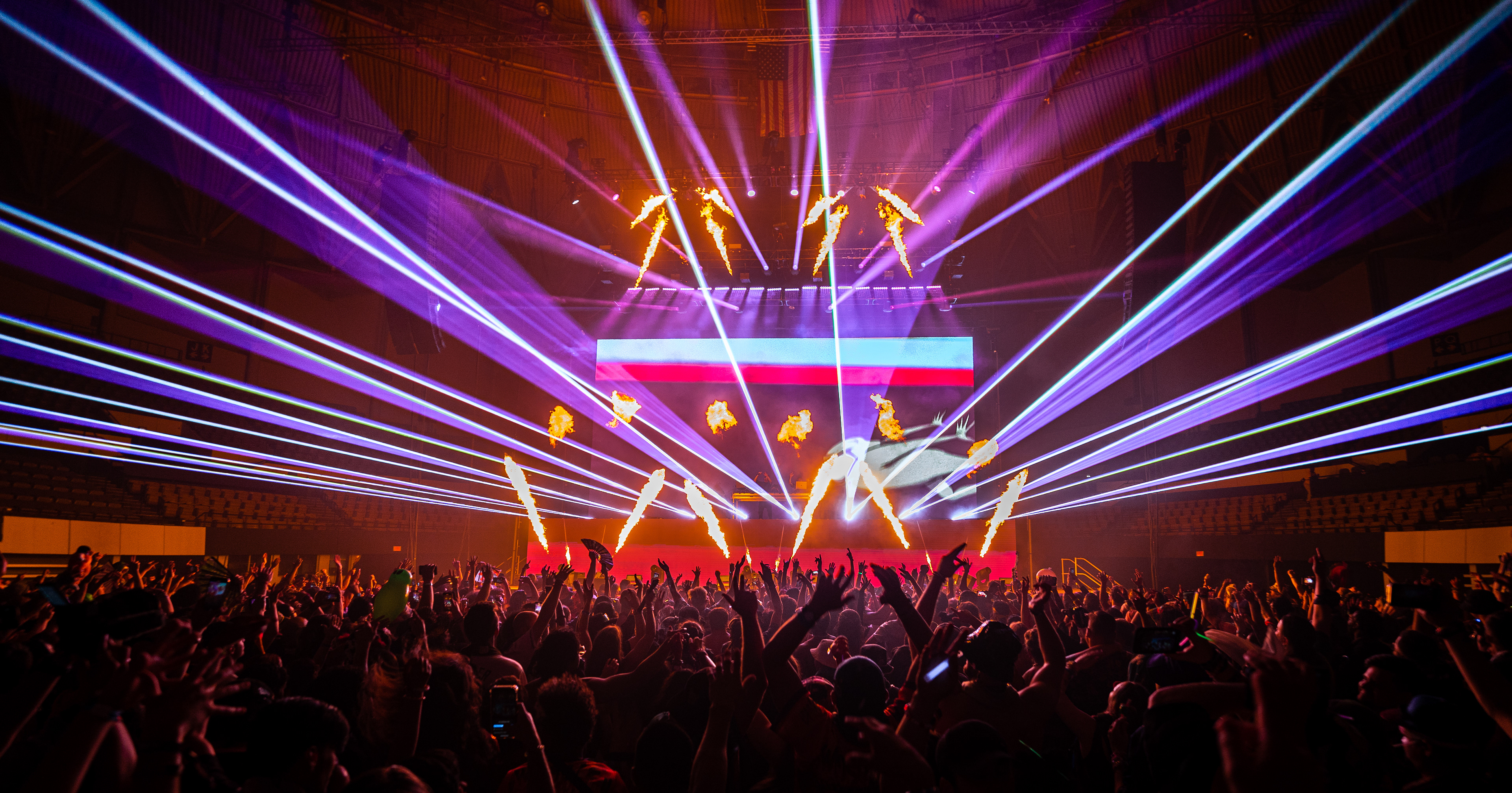 GANJA WHITE NIGHT - Wobble Coliseum 2023