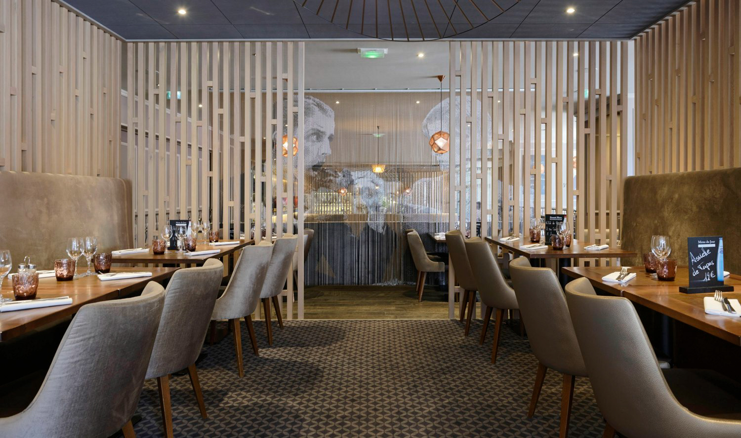 La Taverne Restaurant Rennes - Atelier Loyer Rennes- © Photographie JF MOLLIERE