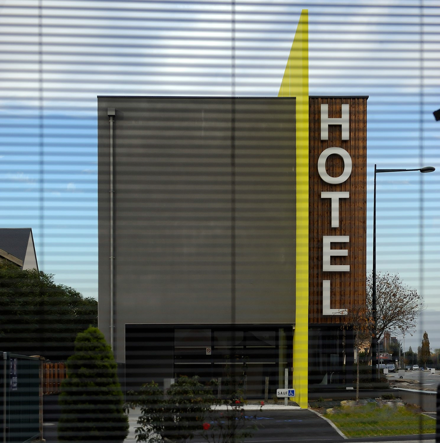 Inter- Hôtel La Chaussairie - Chartres de Bretagne - Atelier Loyer Rennes - © Photographie JF MOLLIERE 2016