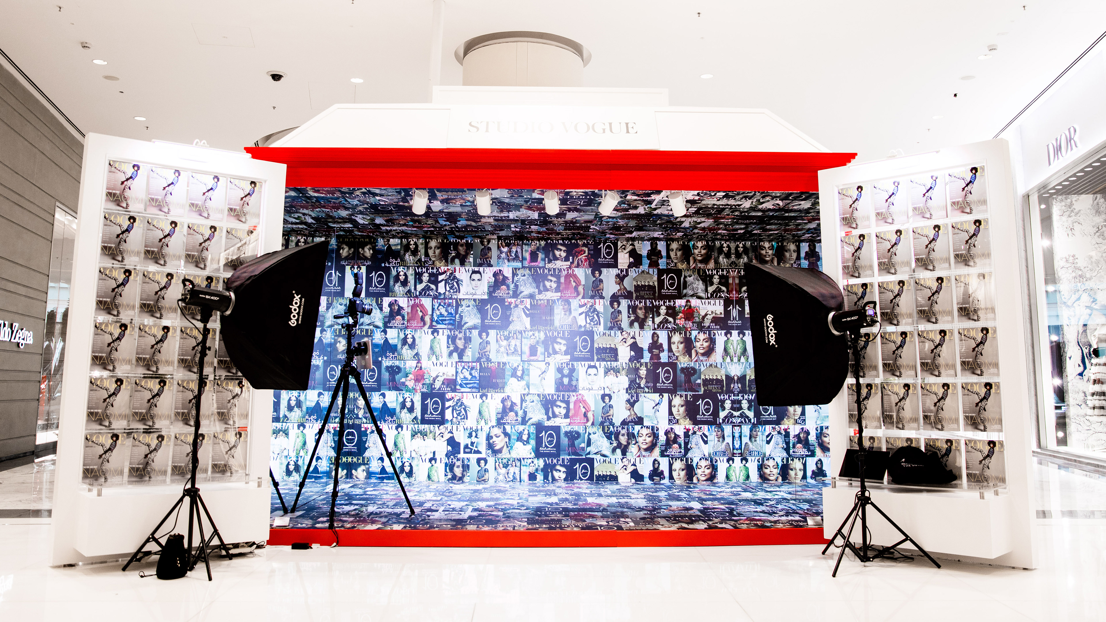 Stand activation filled with covers