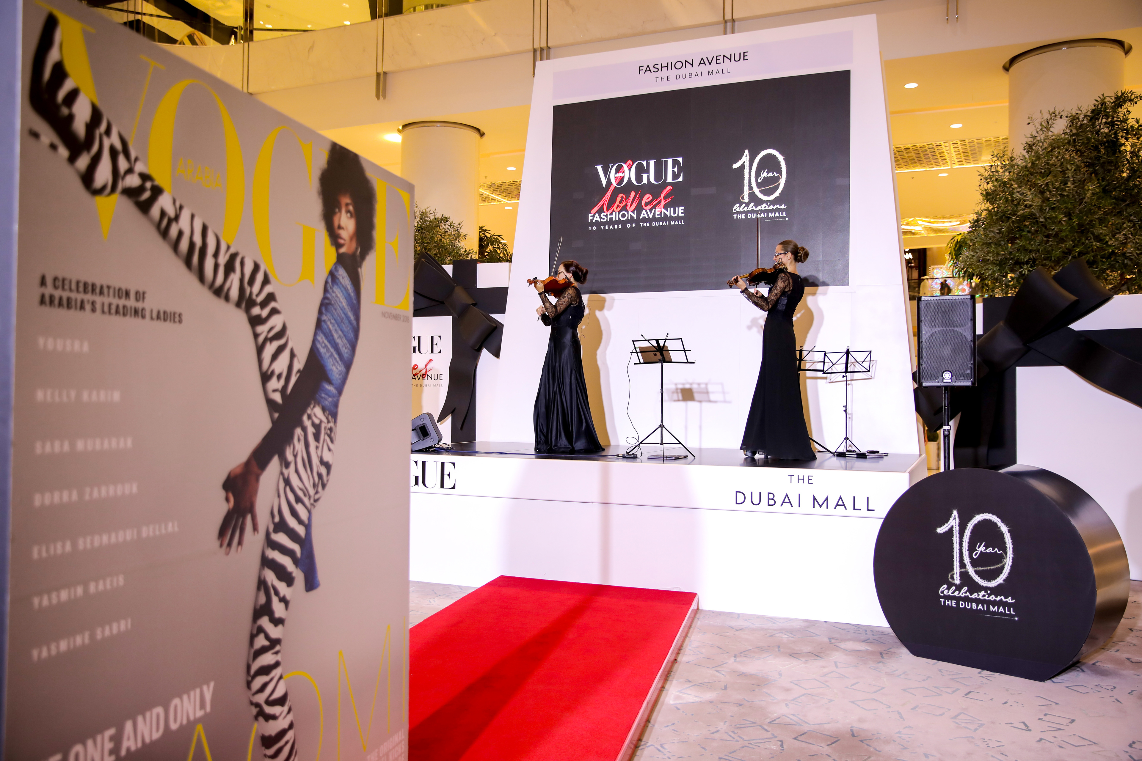 Cover design in The Dubai Mall