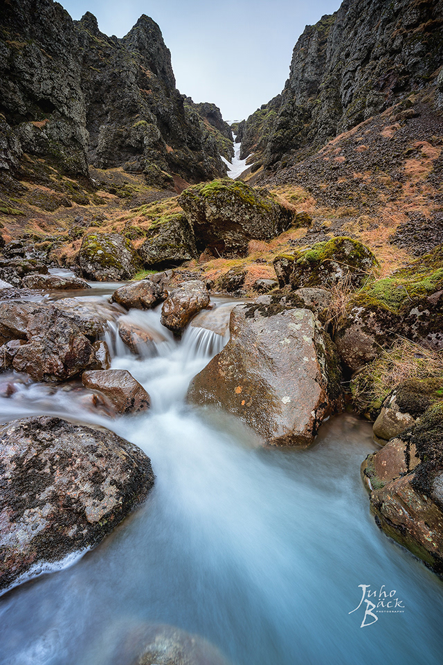 reykjadalur hot spring thermal river iceland