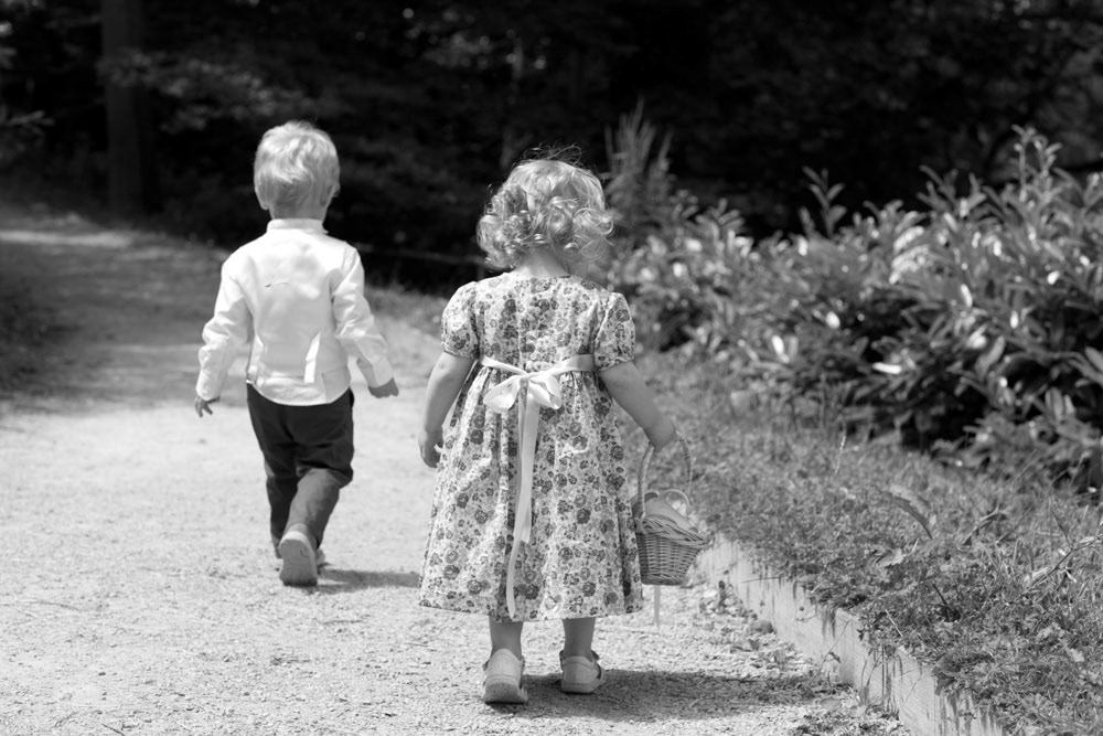 2 little children walking away - wedding moments captured