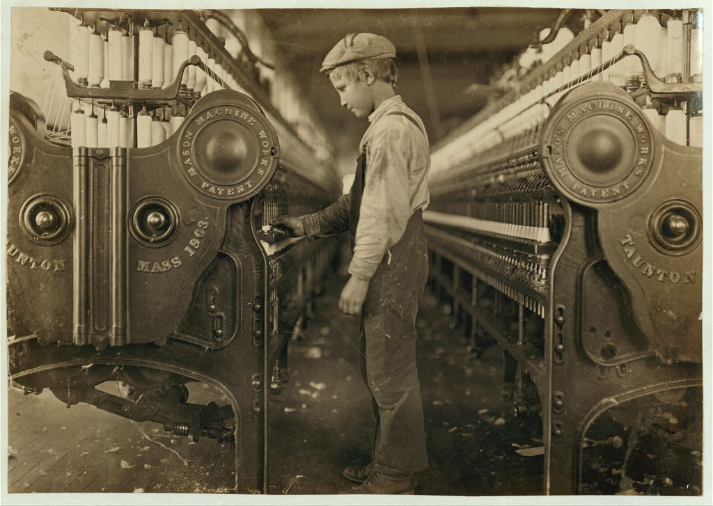 Doffer in a Lincolnton, (N.C.) mill. Location: Lincolnton, North Carolina.