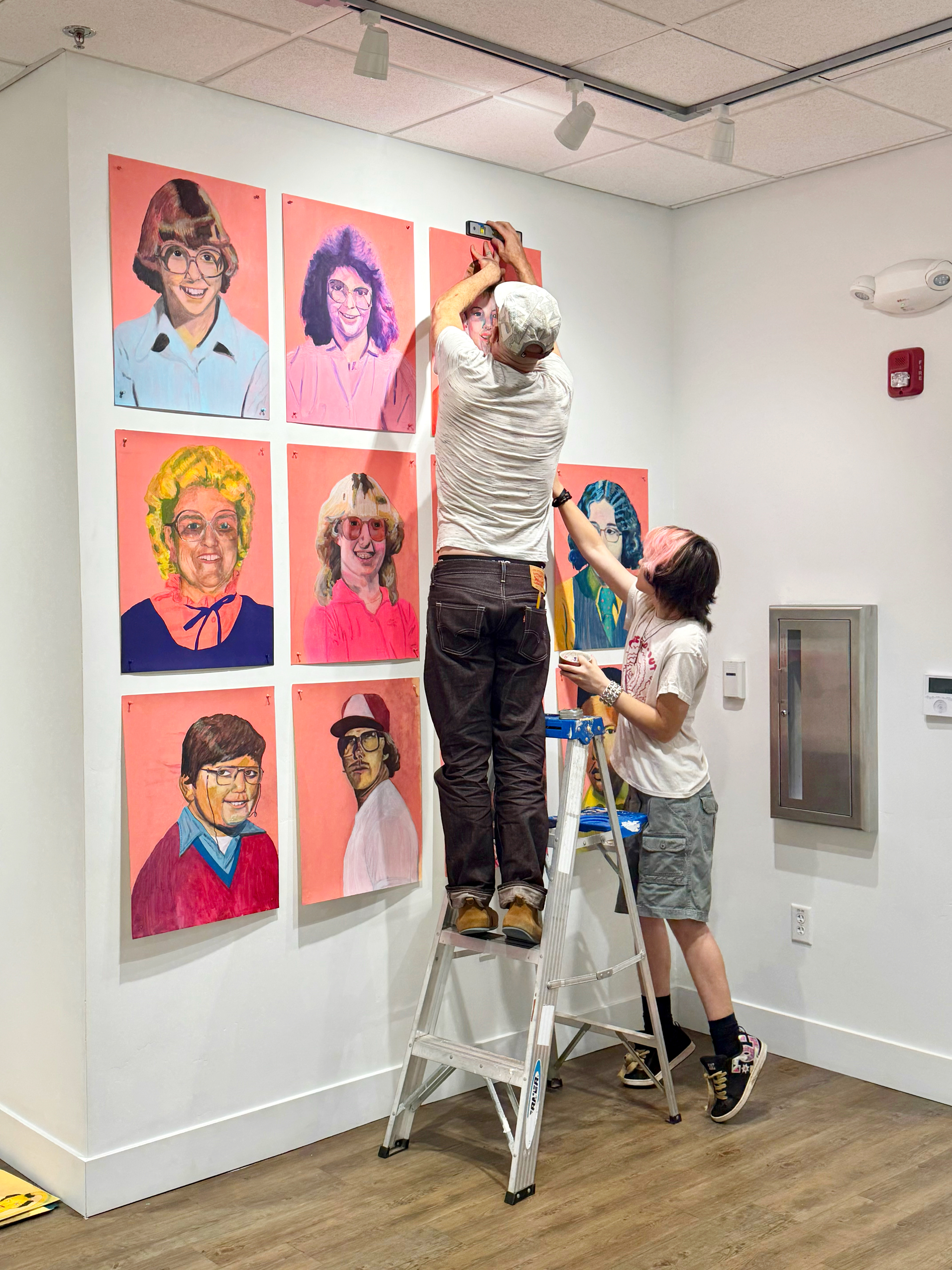 Kiddo help in the gallery