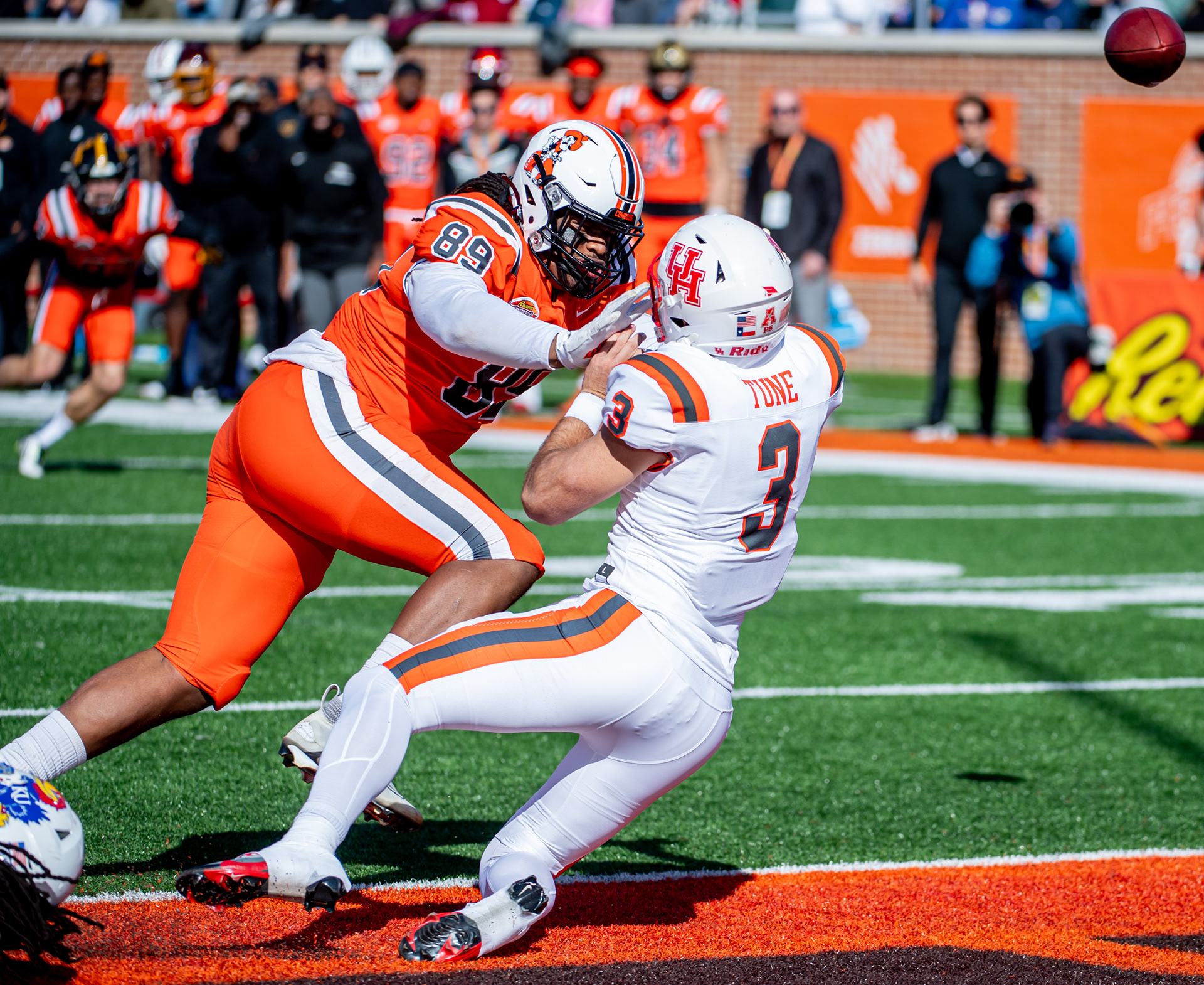 DL Tyler Lacy in Senior Bowl 2023