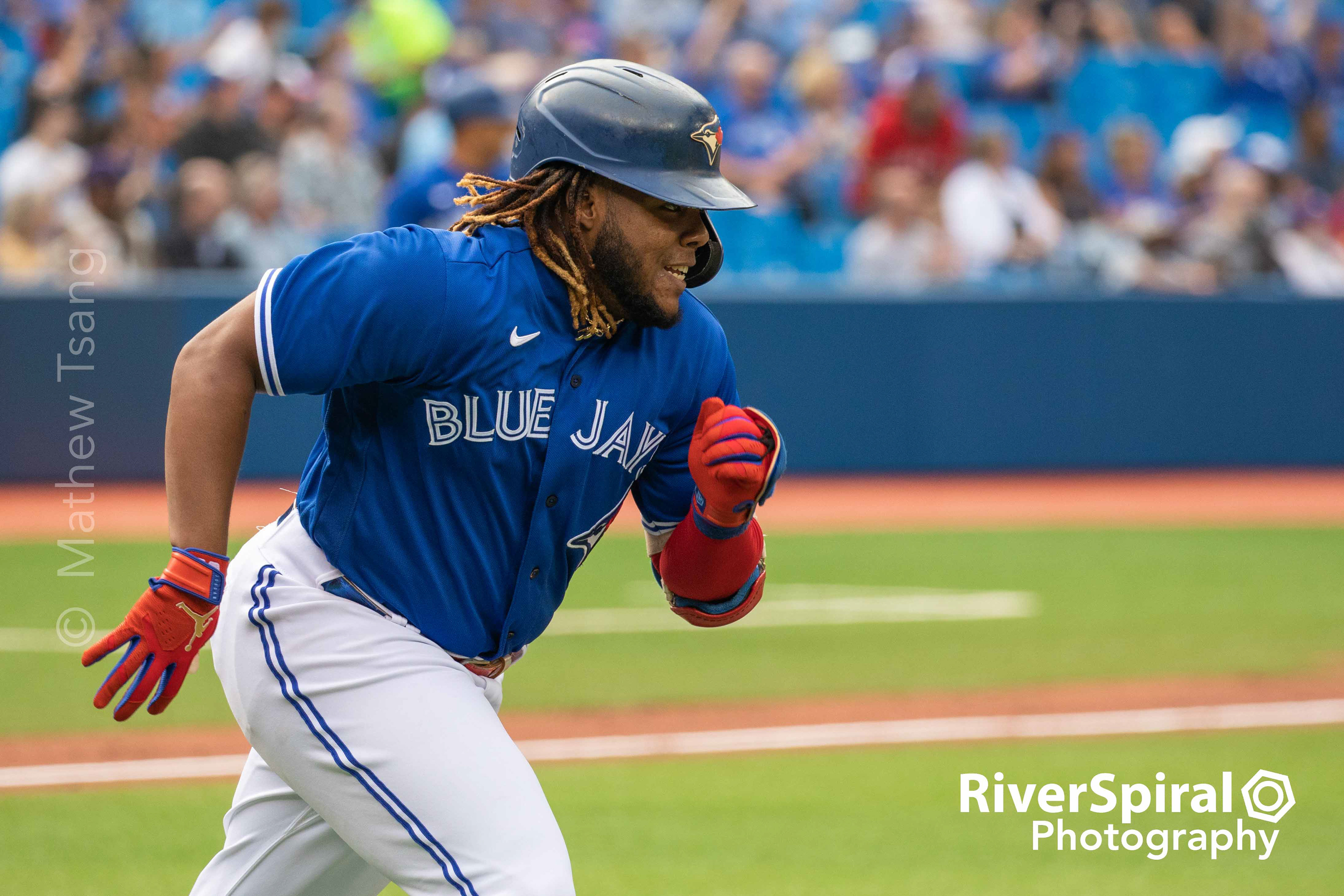 Vladimir Guerrero Jr. (27).