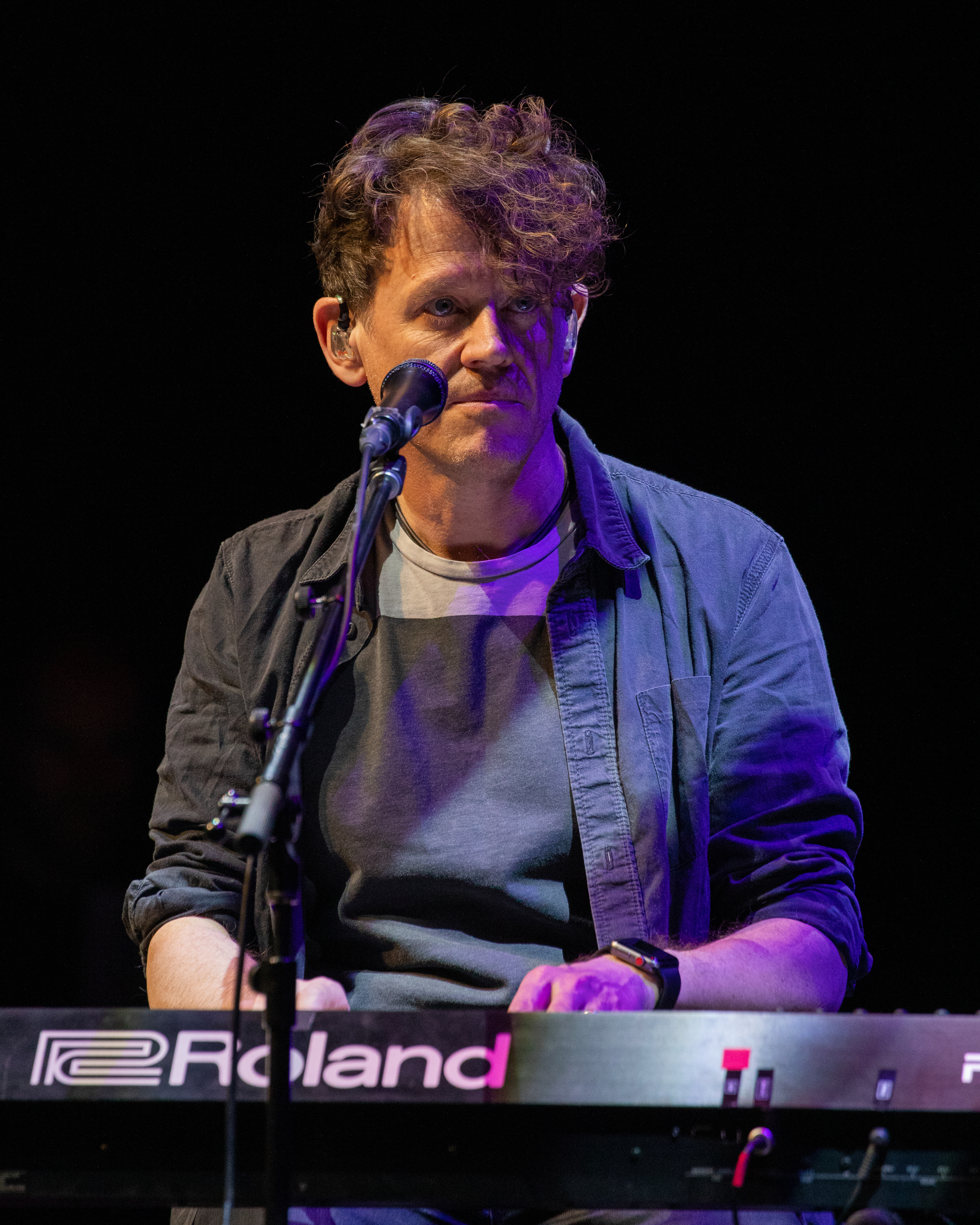 Iain Archer - Snow Patrol Tour Member.