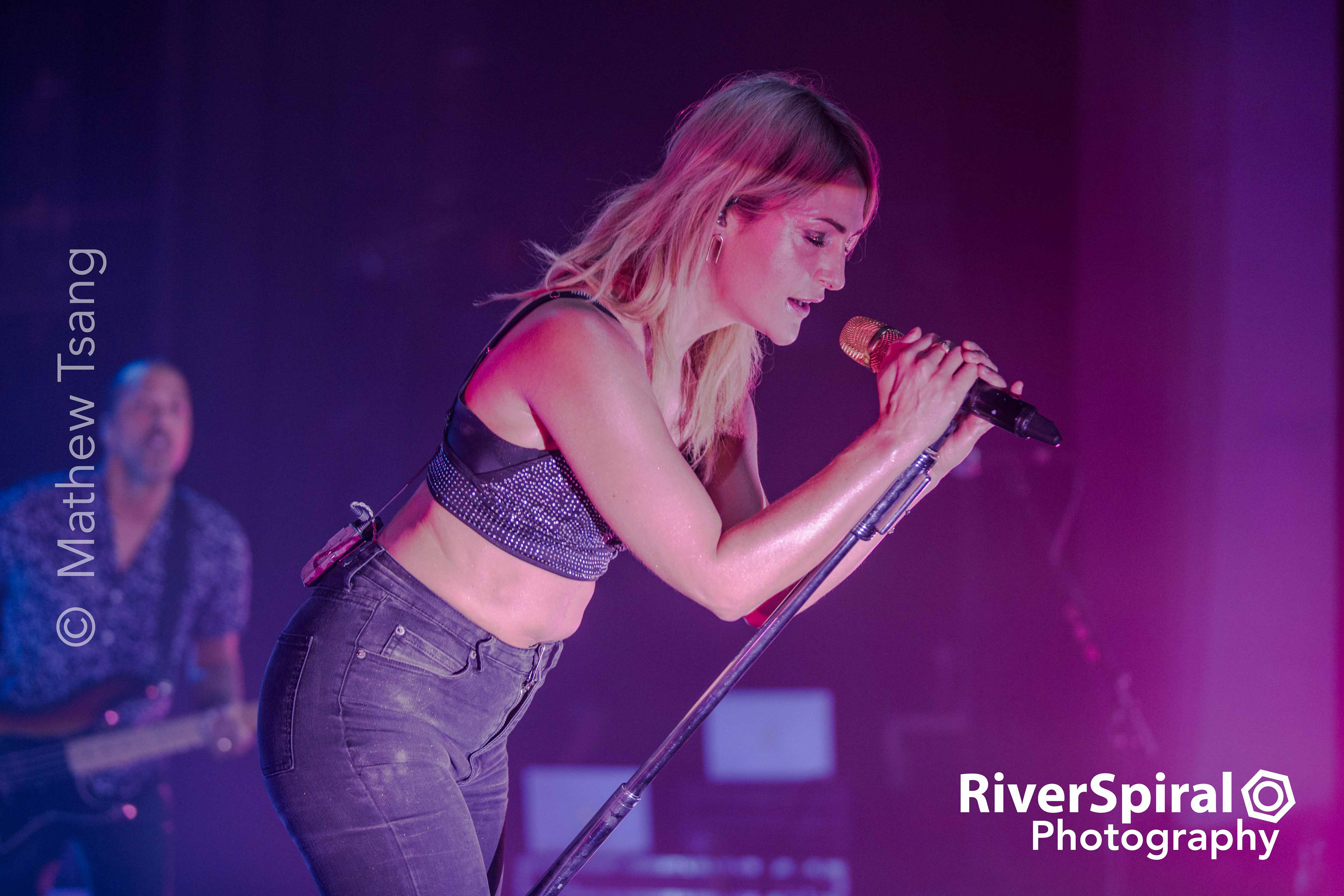 Emily Haines of Metric.