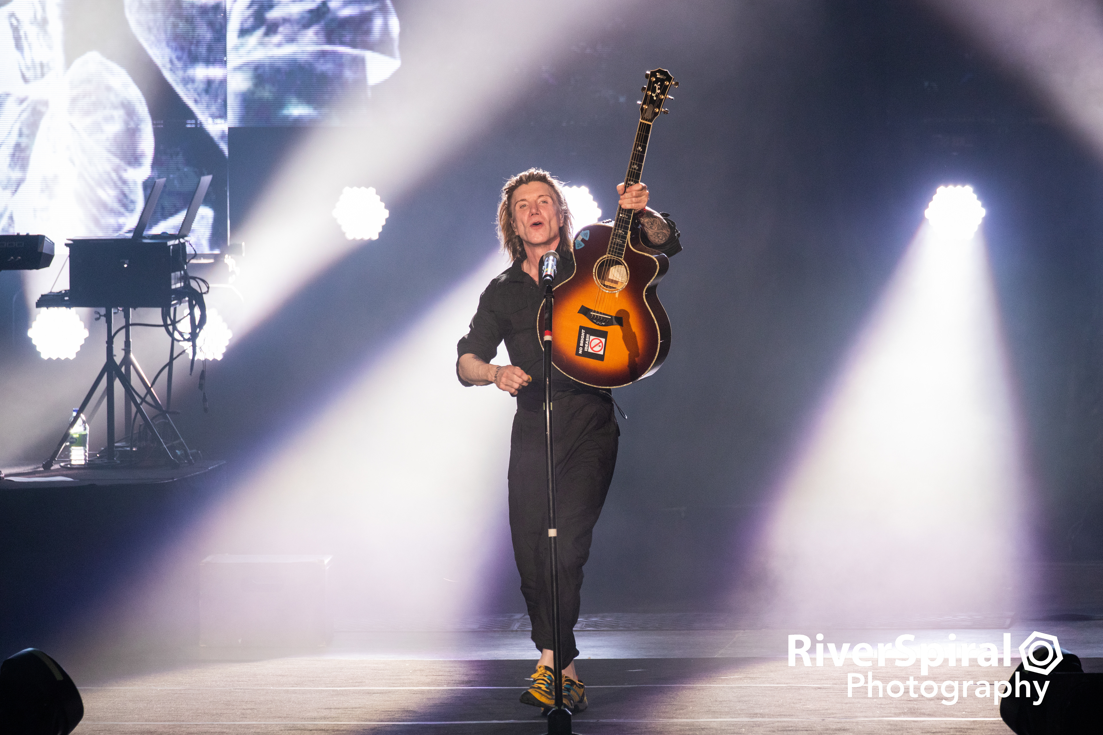 John Rzeznik of the Goo Goo Dolls.
