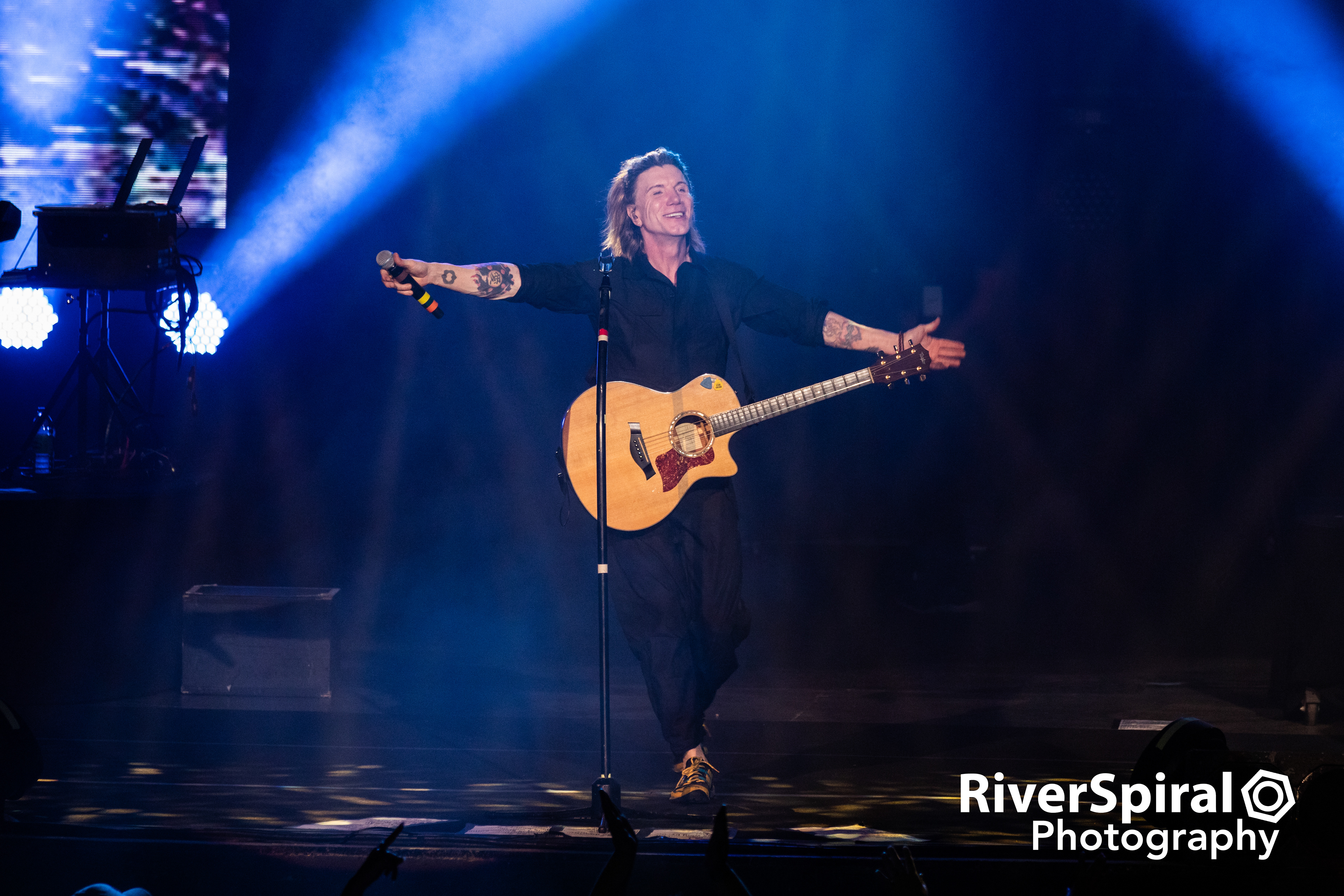 John Rzeznik of the Goo Goo Dolls.