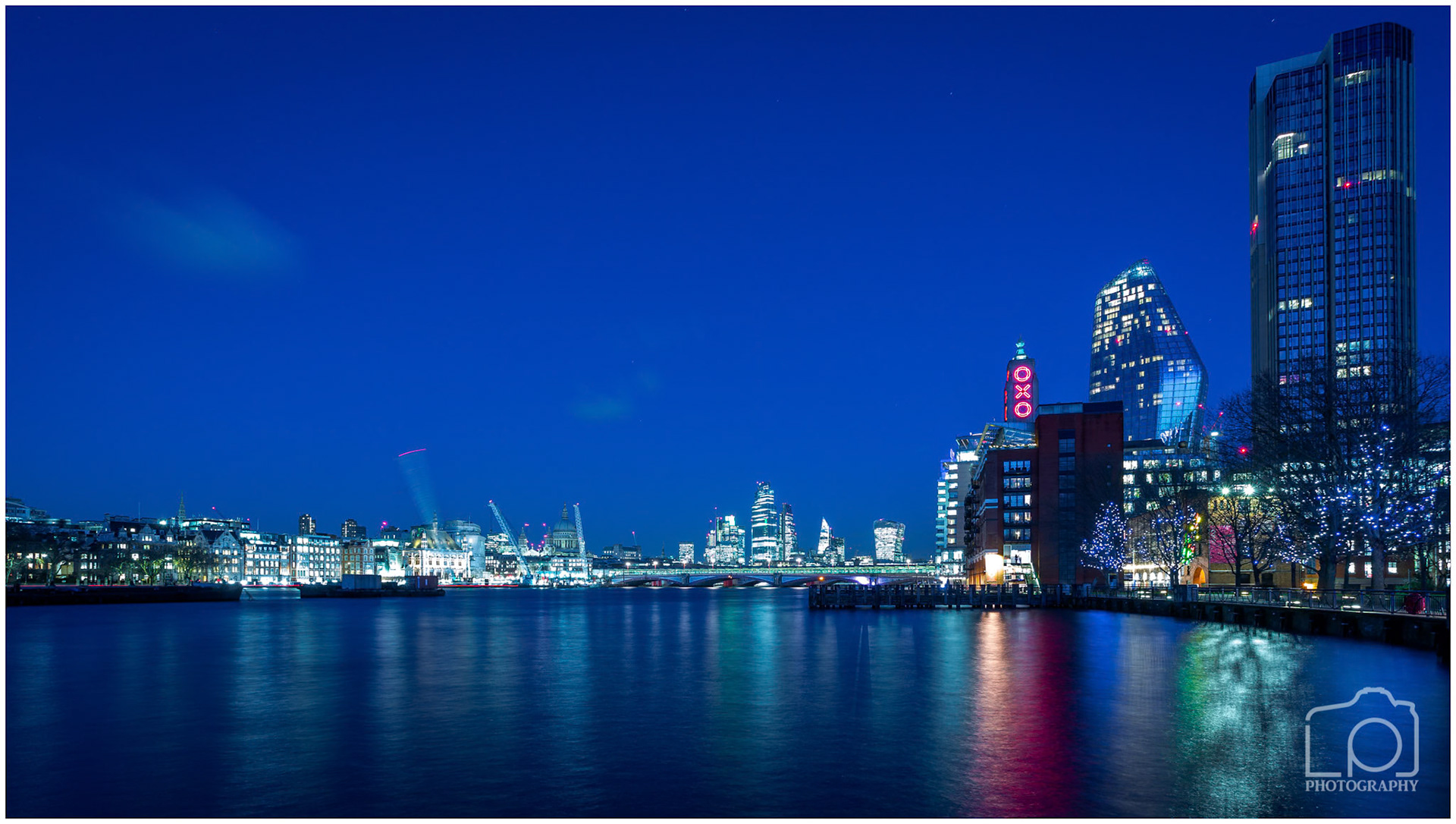 London - 4537