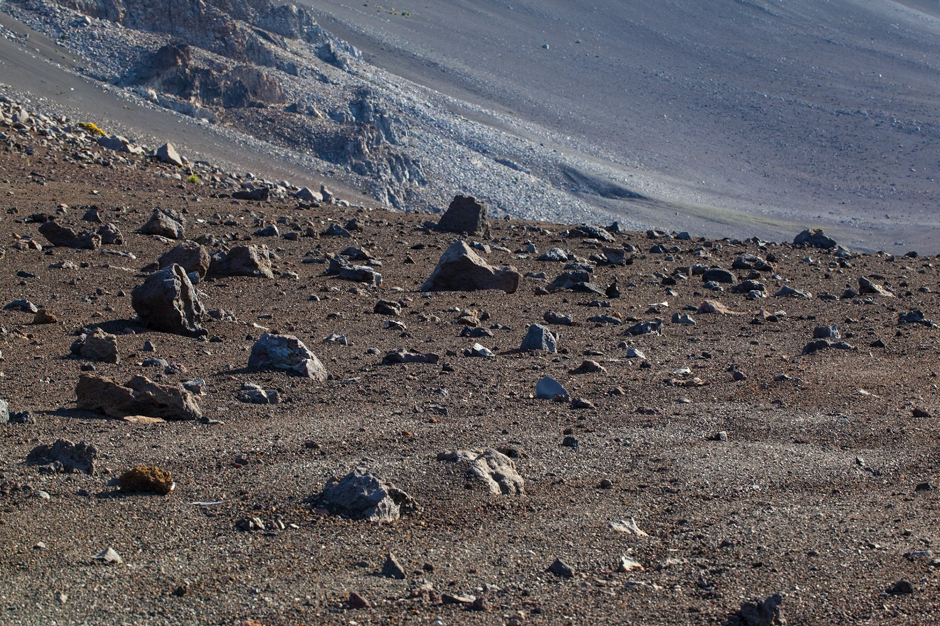 Levé du Soleil au sommet du volcan Haleakalā | Sunrize on top of Haleakalā volcano