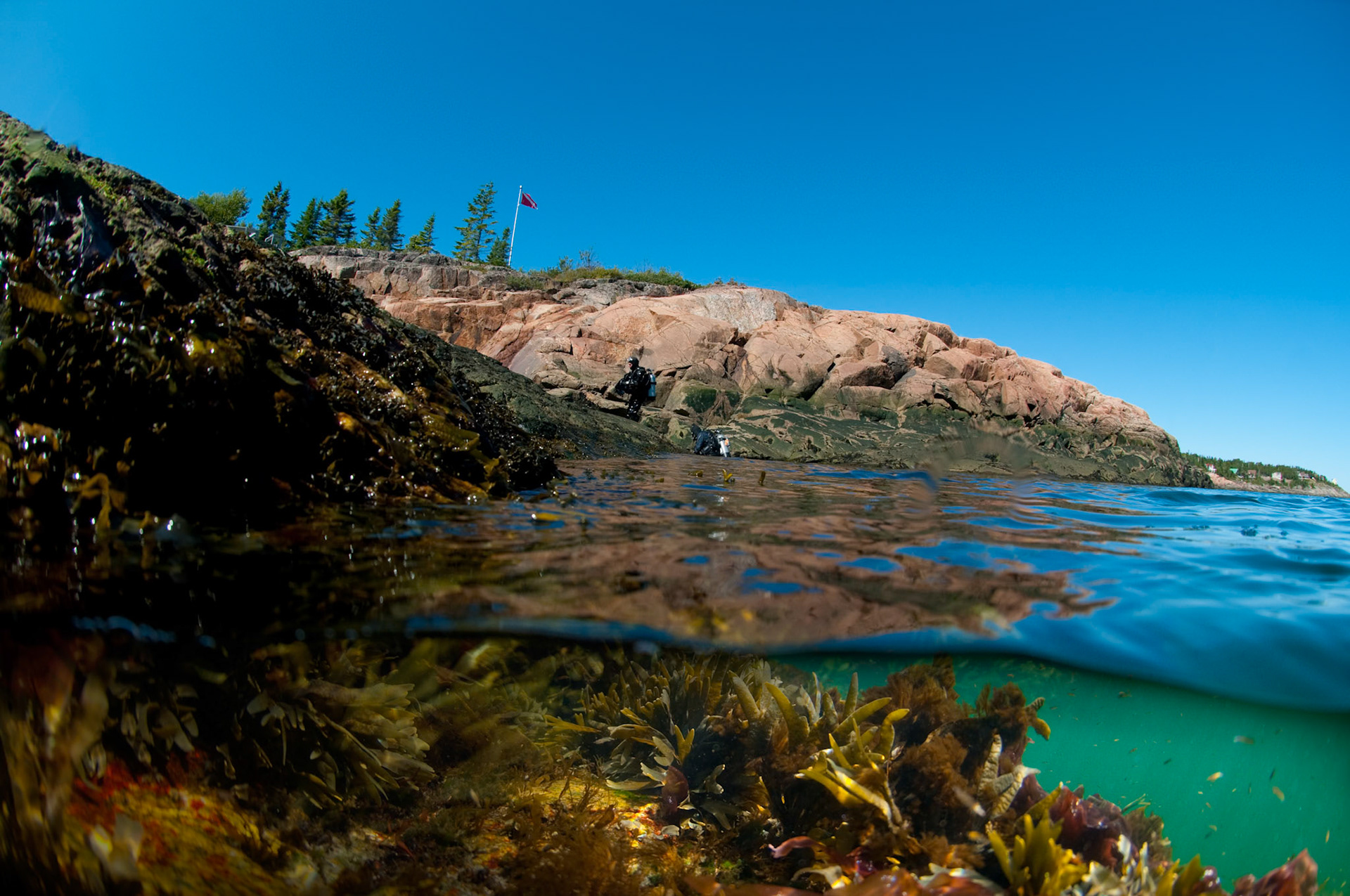 Les Escoumins &amp; fleuve Saint-Laurent, Québec, Canada | St-Lawrence River, Les Escoumins, QUebec, Canada.