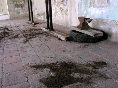 "Pequeña historia de mi vida" 2002. installation. variable dimensions.