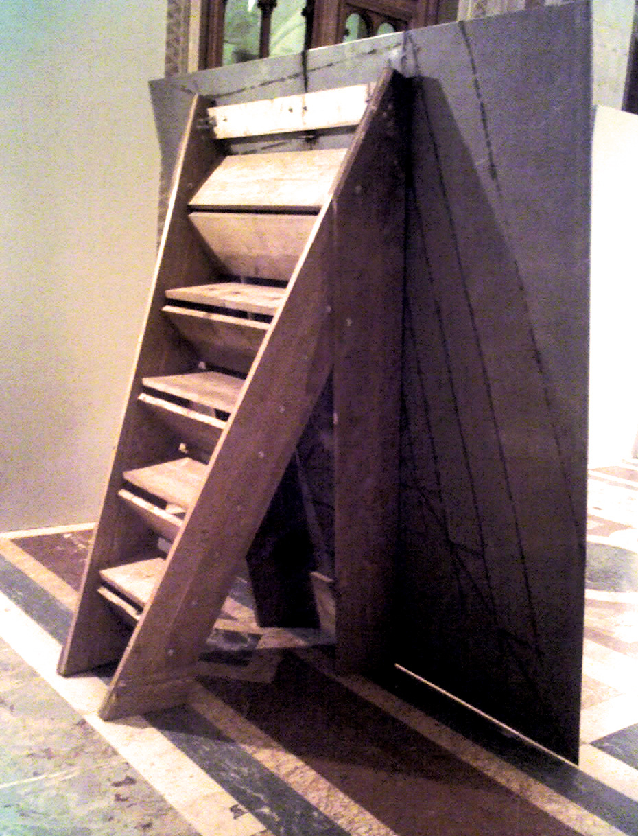 "Sumido en lo profundo II" 2007.  wood  and metal arc welding. 200 x 200 cm.