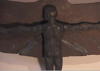 "Volar a lo profundo" 1996. wood, metal . 30 x 100 x 10 cm.