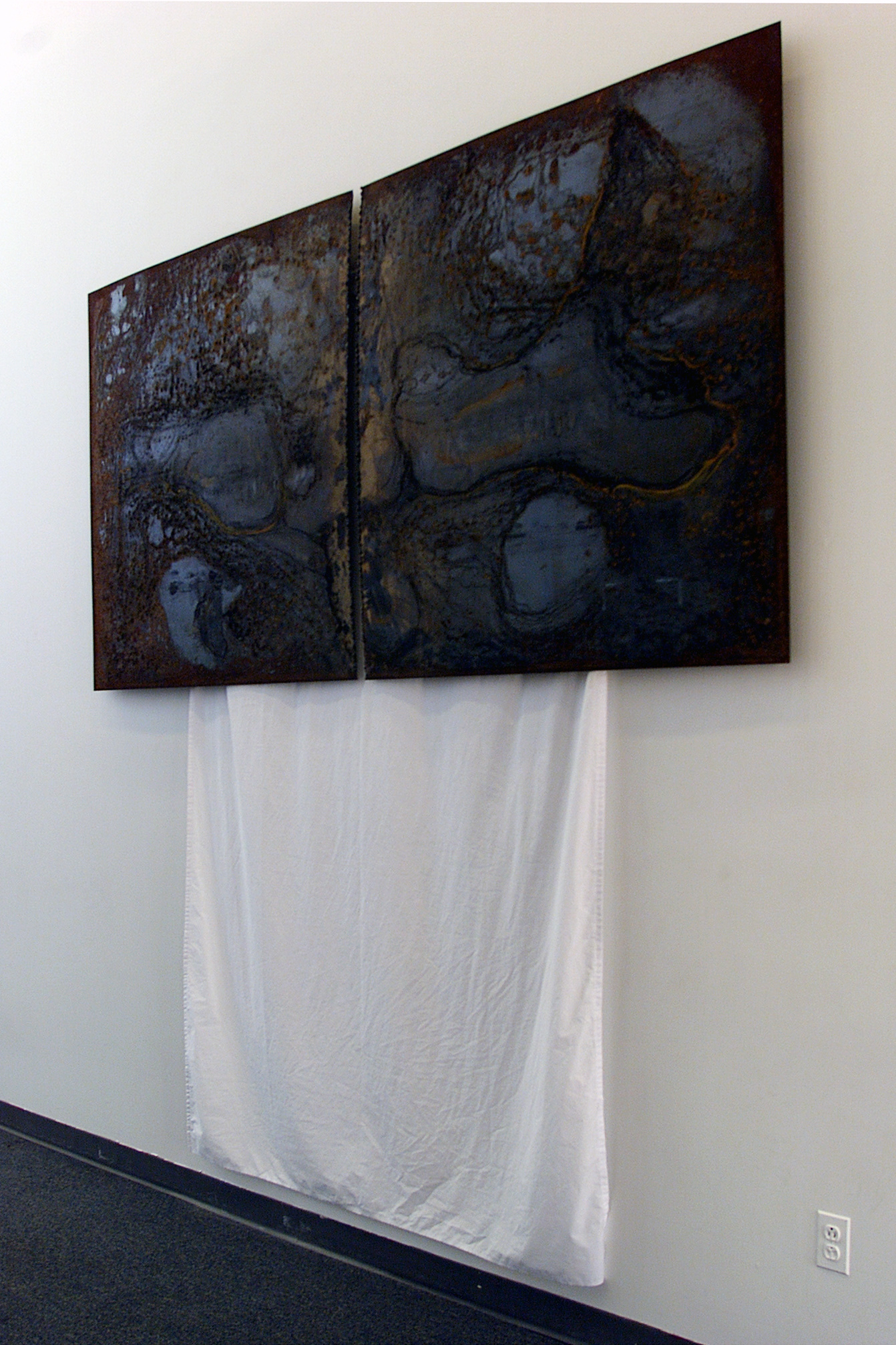 From the exhibition Misa negra."Windows" 2001.  metal, bed sheet. installation 300 x 300 cm.