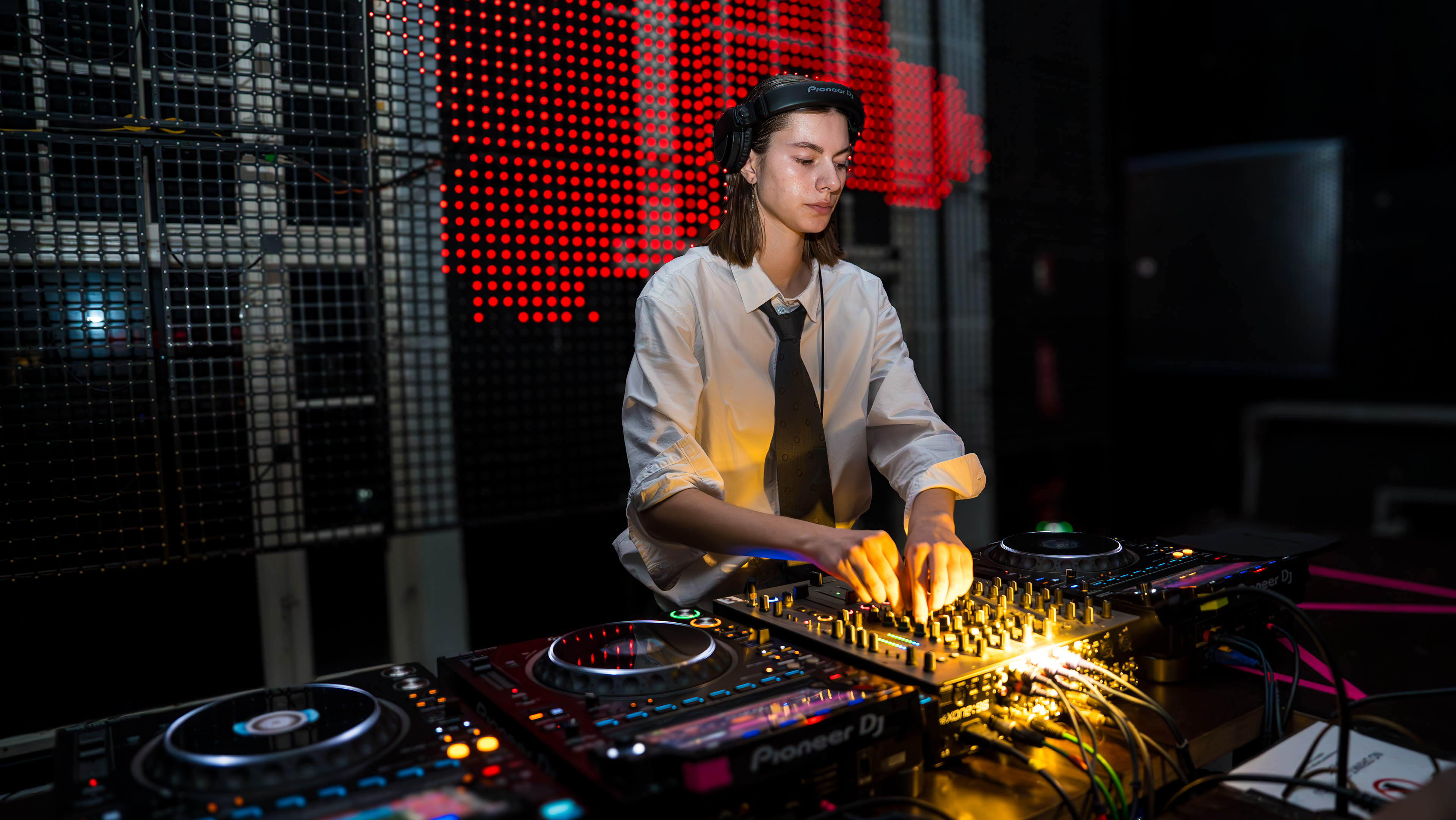 GROOVE BUT HRDR | 25.01. | Riga