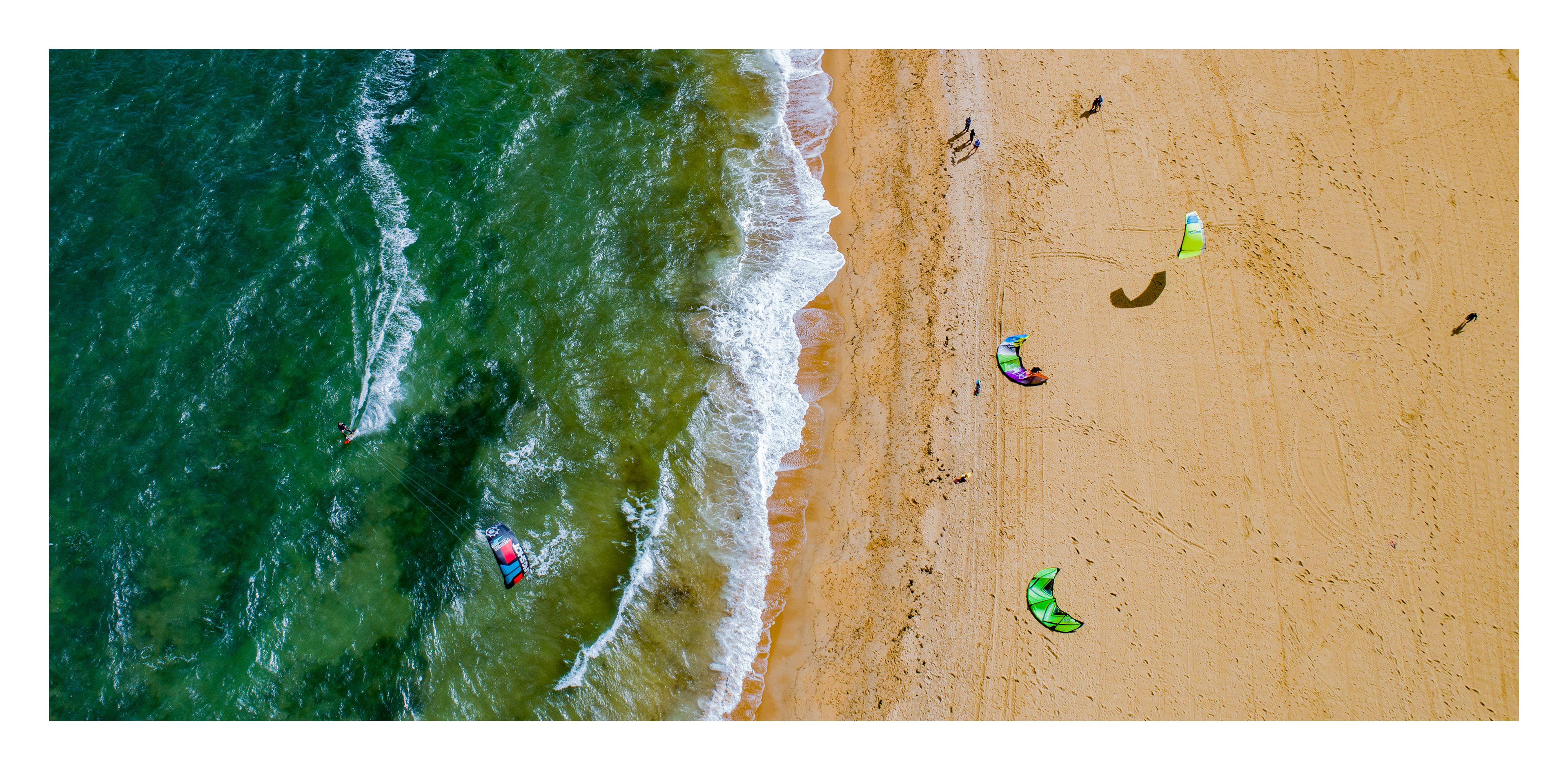 KITE SURFERS