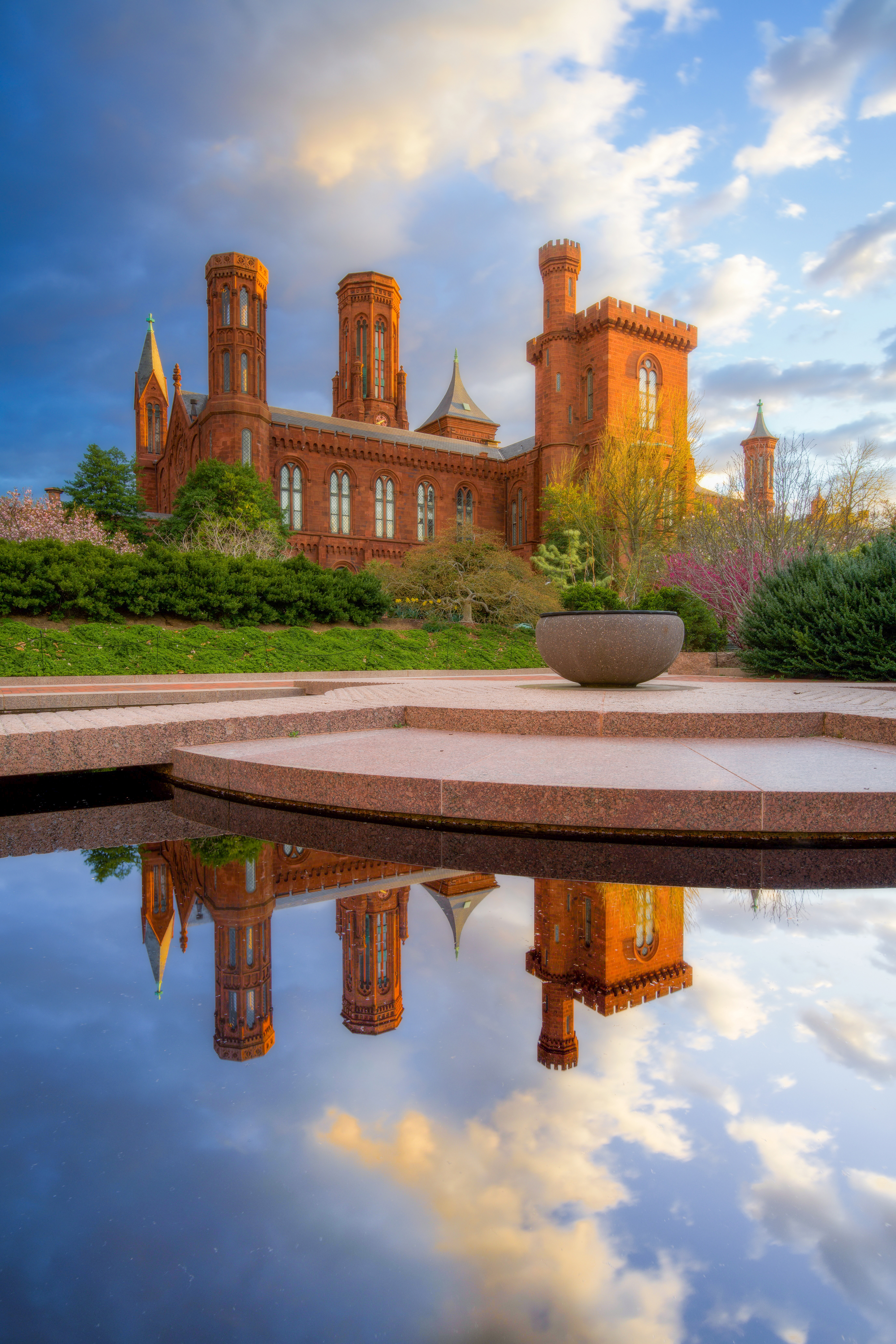 Smithsonian Castle, USA
