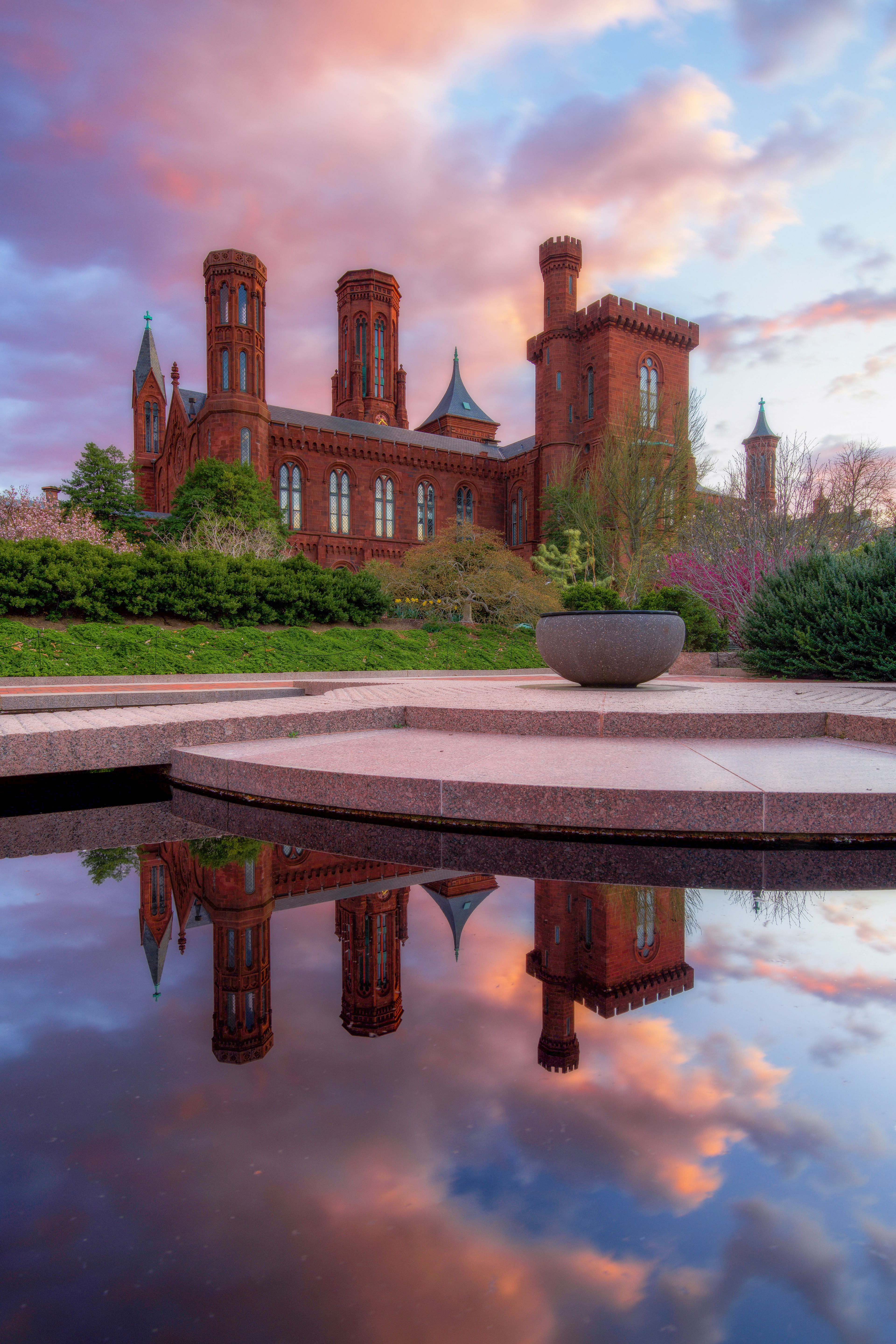 Smithsonian Castle, USA