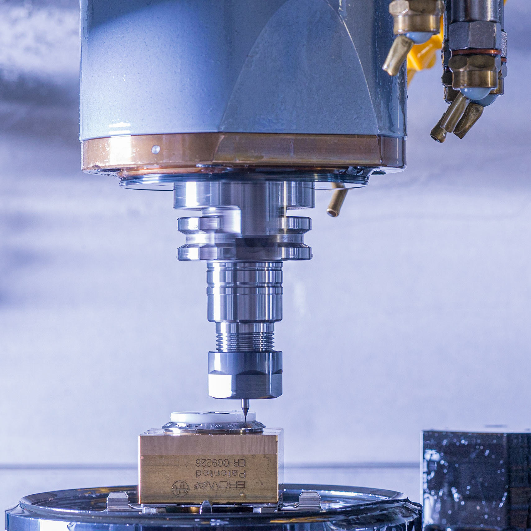 Graveren van, frezen in, de sluitring van het, Van der Gang, horloge.