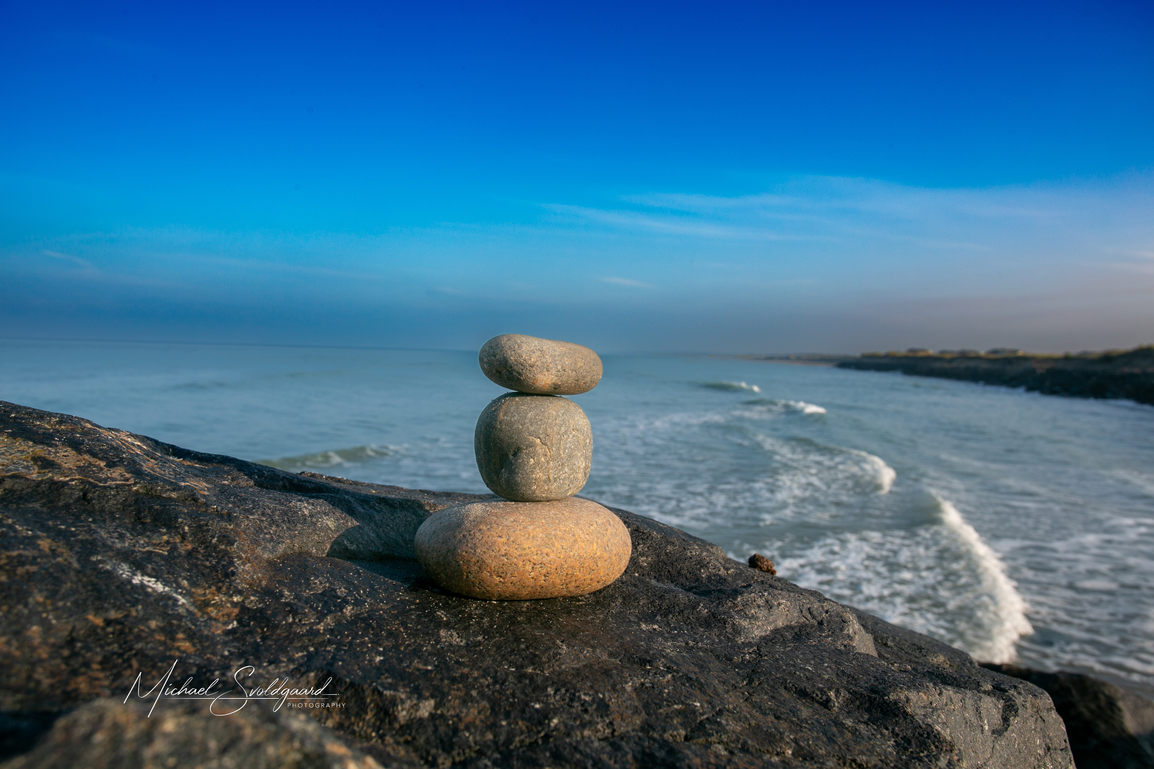 Stable rocks, Lønstrup