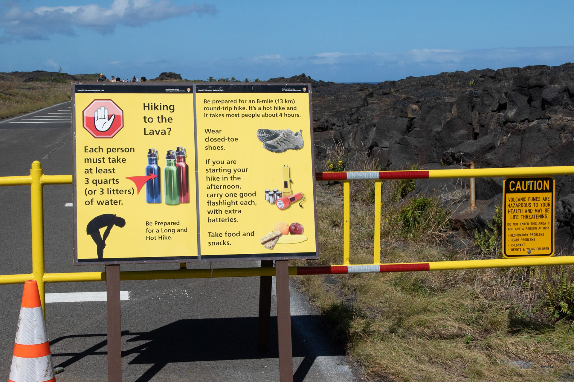 panneau de recommandations pour les visiteurs caution sign for visitors