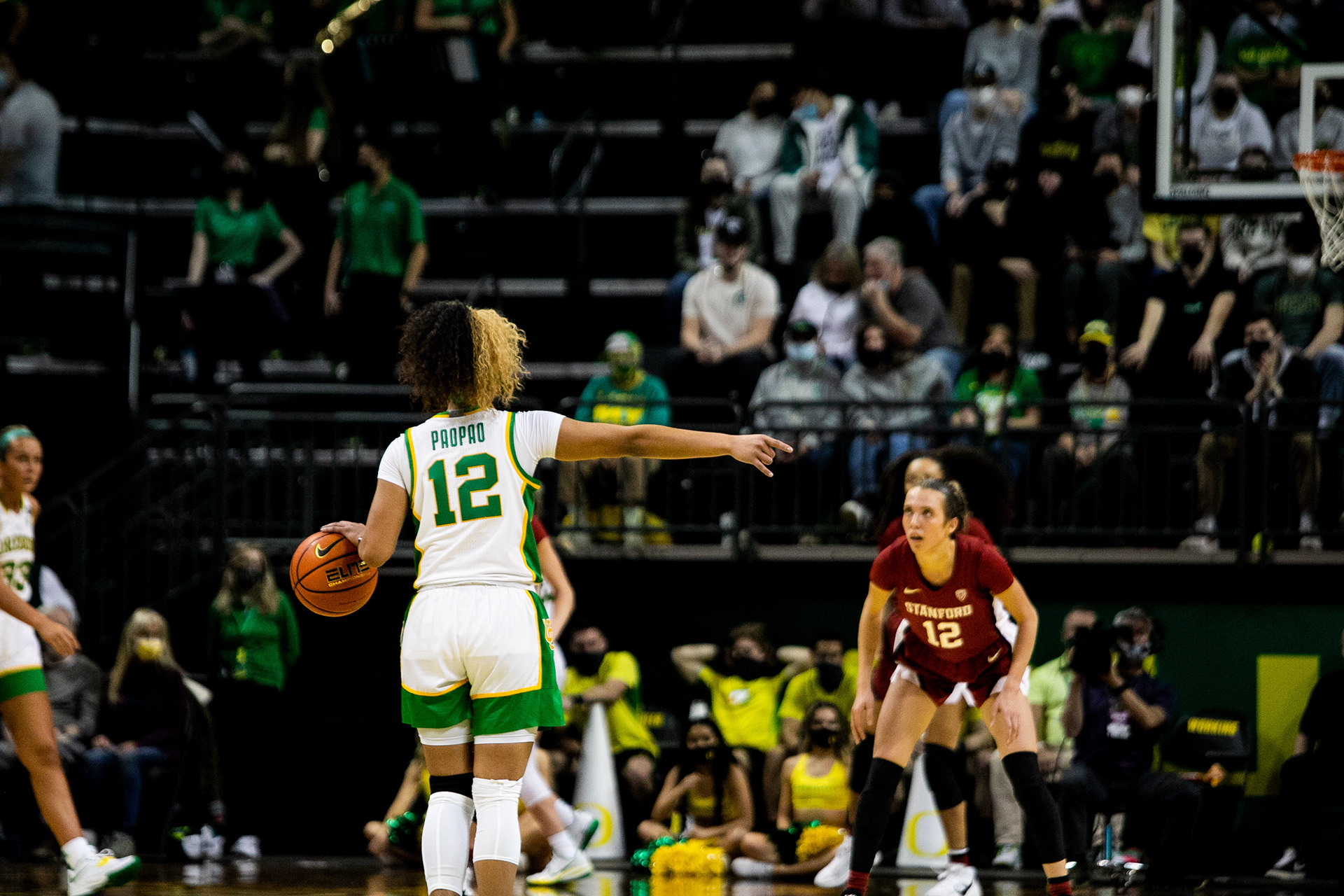 Te-Hina-Paopao signaling a play at the point.