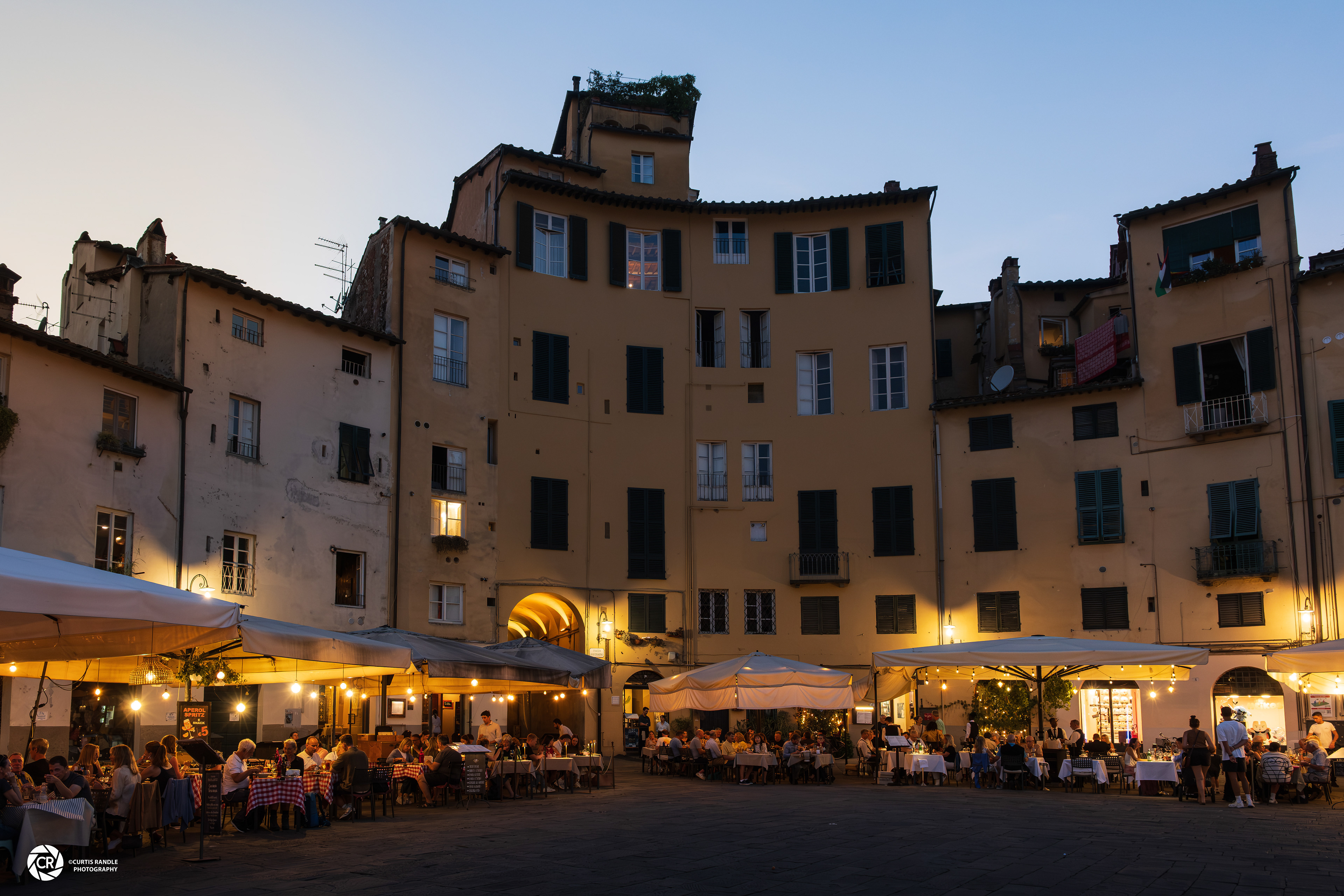 Piazza dell'Anfiteatro, Lucca