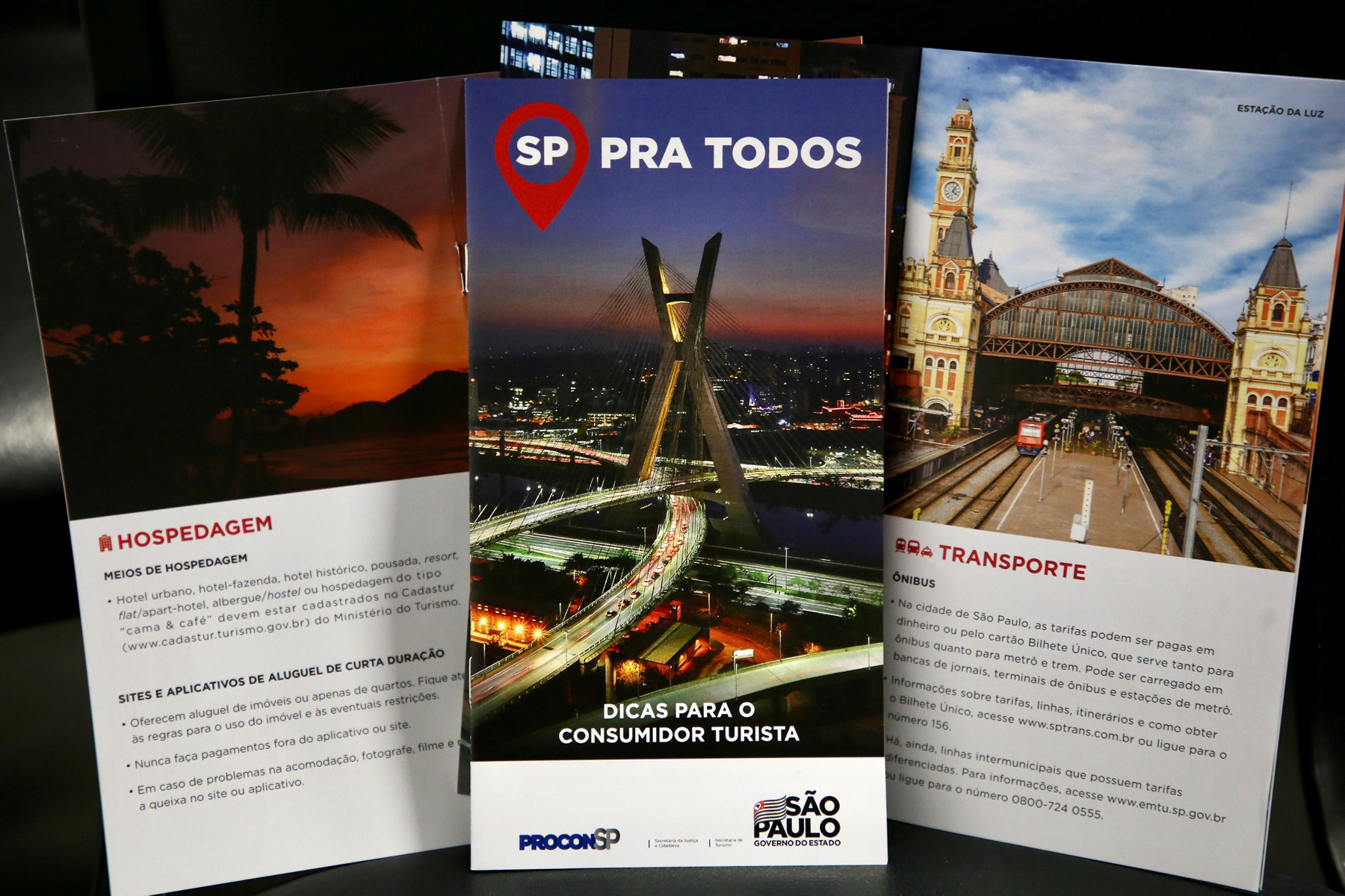 Capa da cartilha de dicas para o consumidor turista