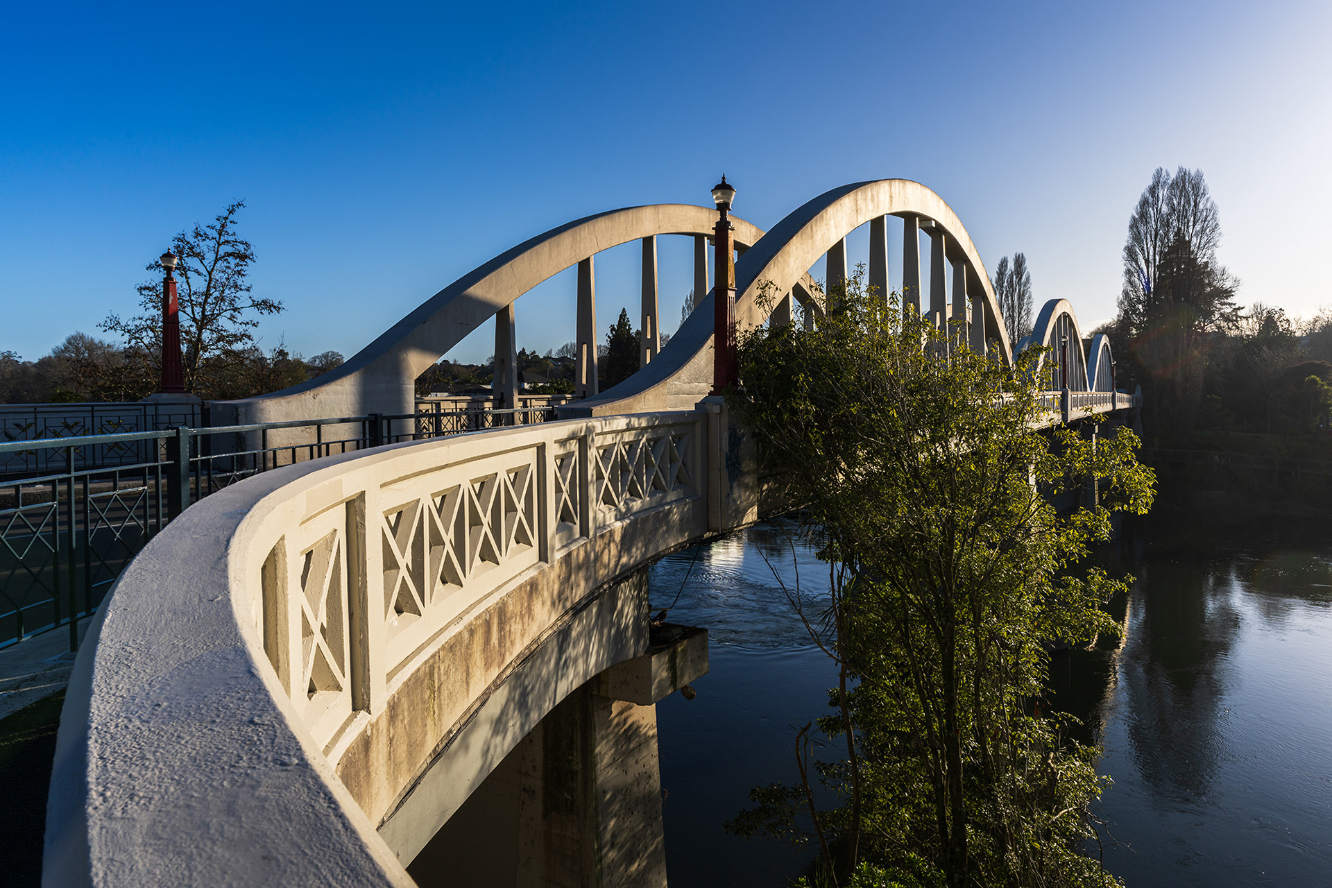 Fairfield Bridge captured in the early morning light on a clear day
