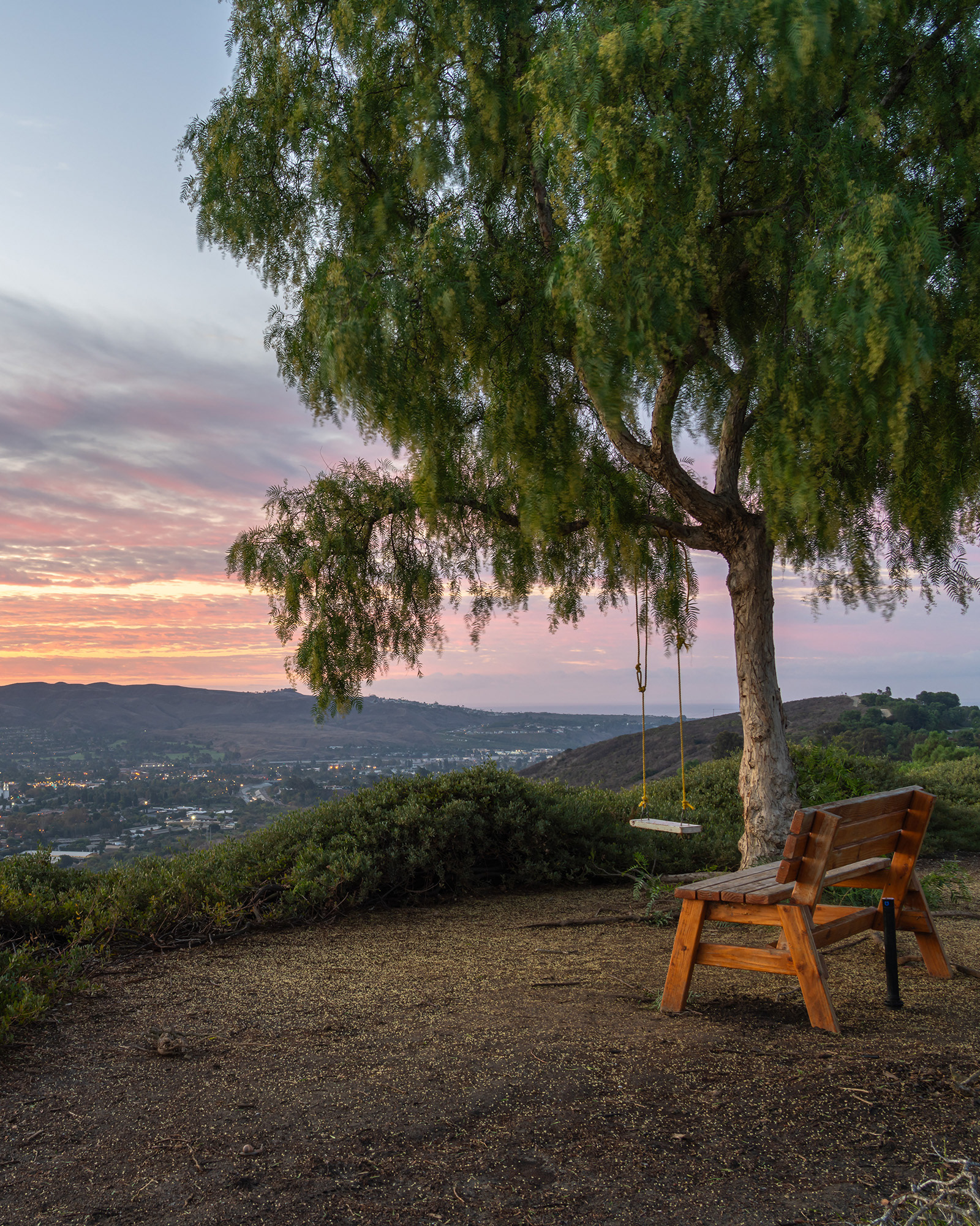 Bluff/ridge trail in Mission Viejo