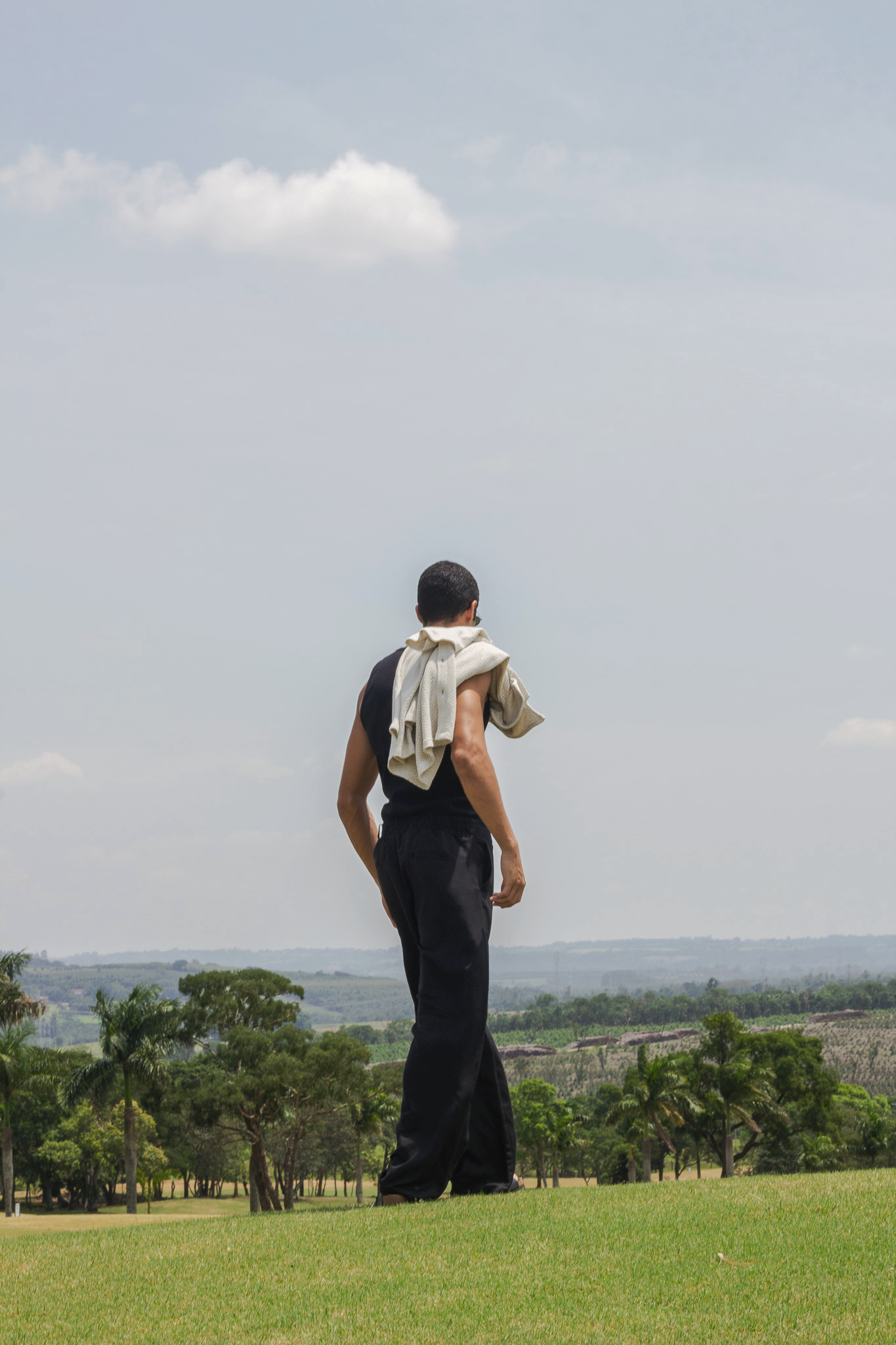 COLEÇÃO BREASY COMPANY VERÃO - MODA MASCULINA "STREETCHIC" COM APELO UNISSEX.
