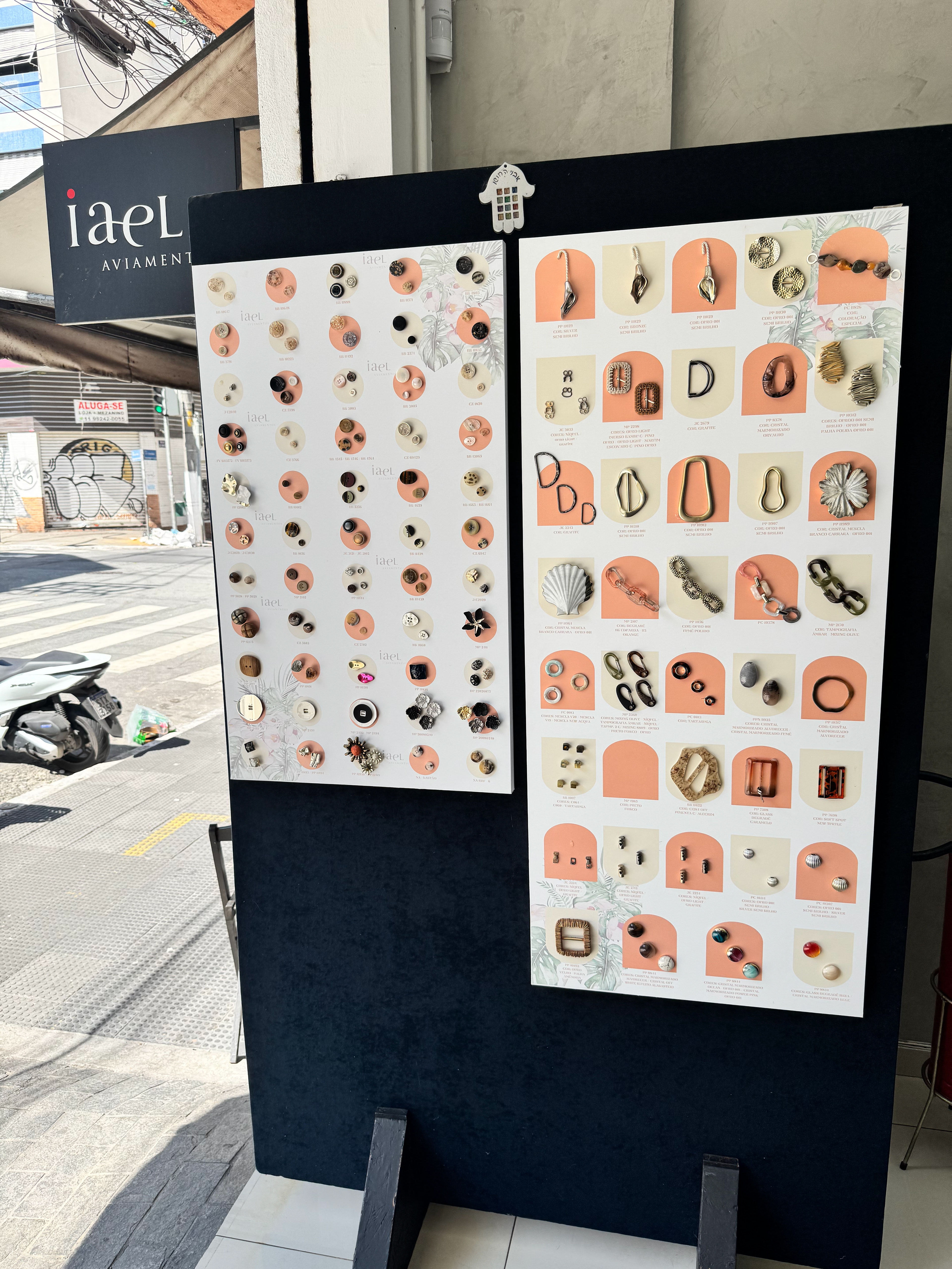 Arte para Mídia Impressa de Vitrine