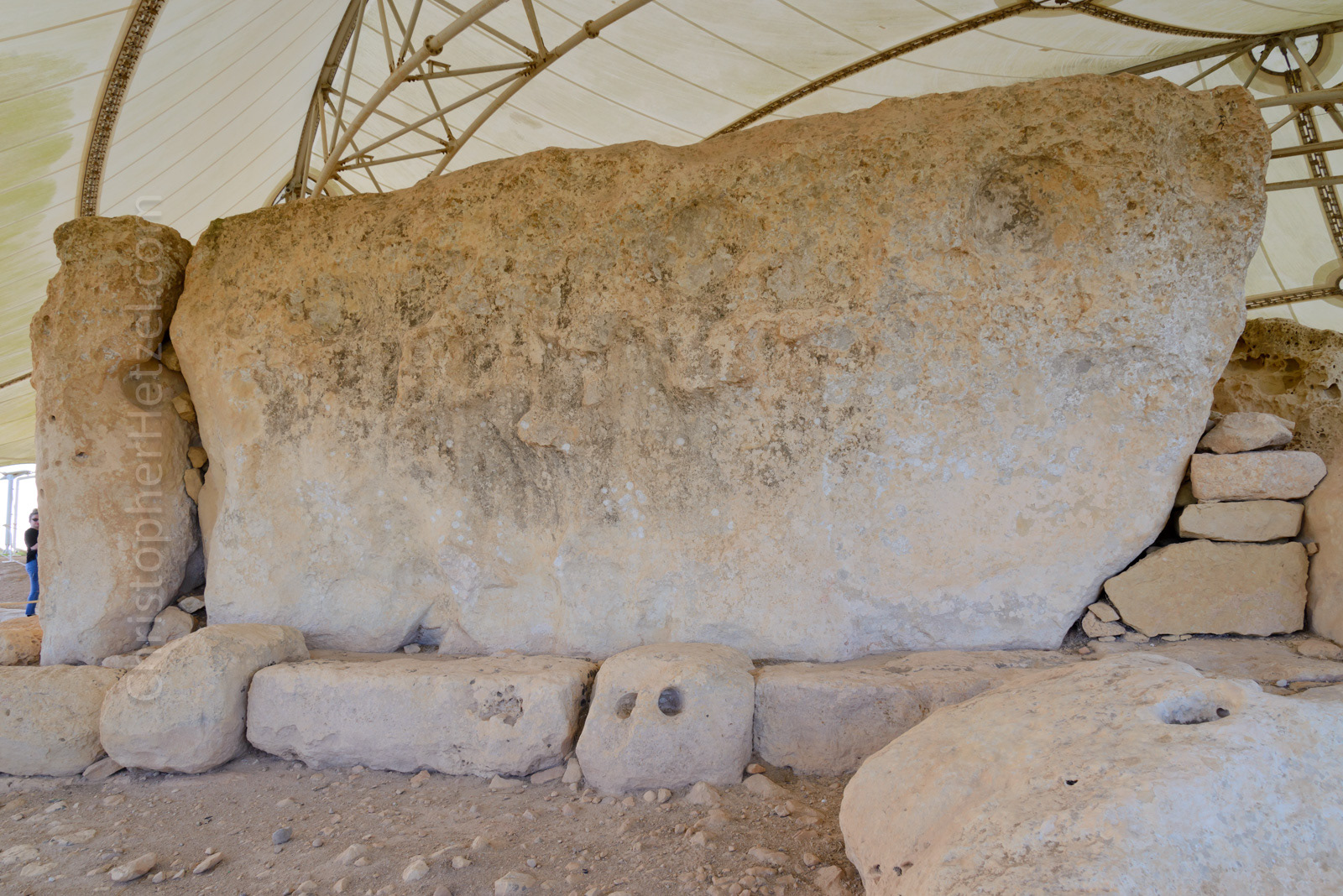A 20-ton, vertically placed stone.