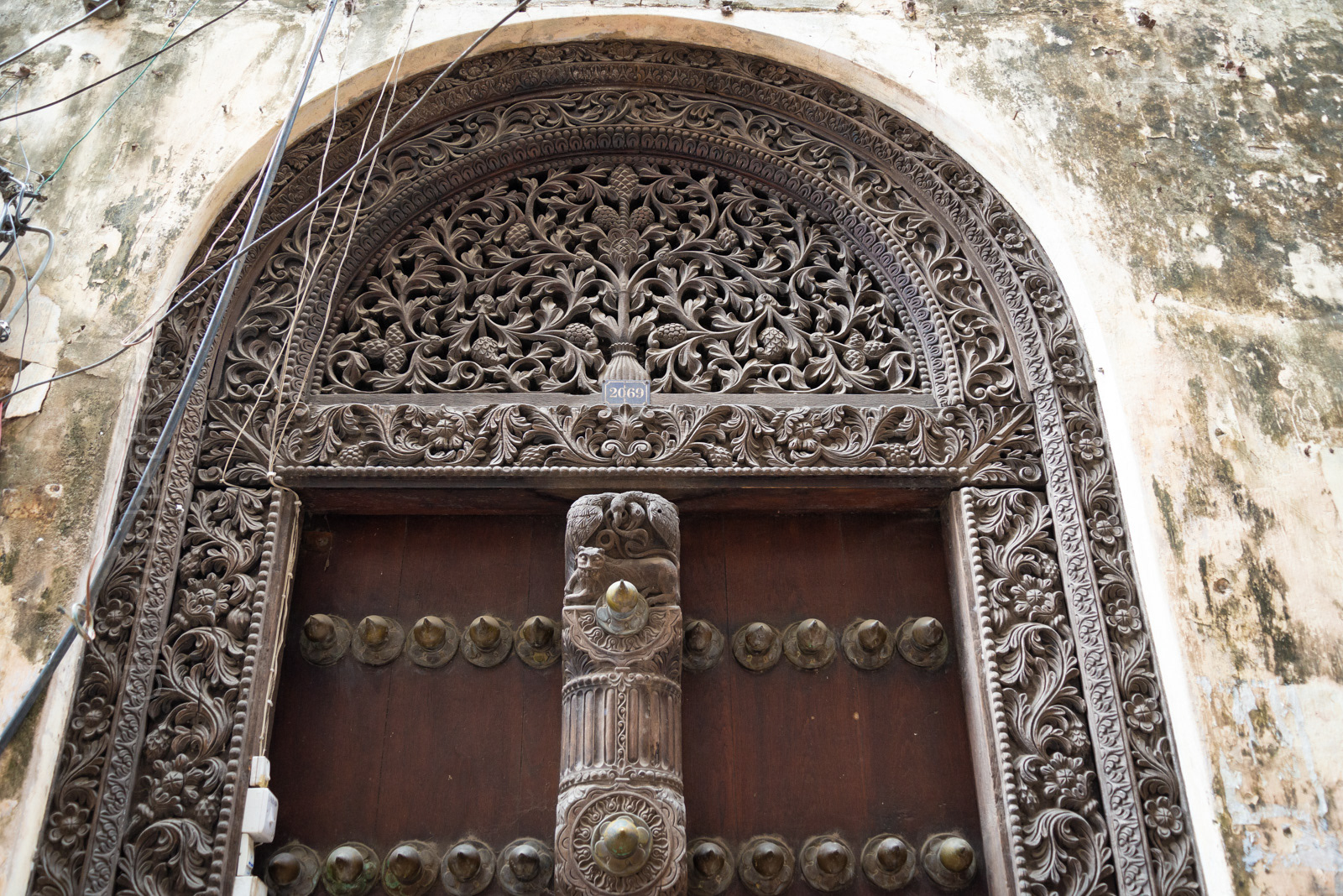 Zanzibar Stories & History: The Arab Doors of Stone Town