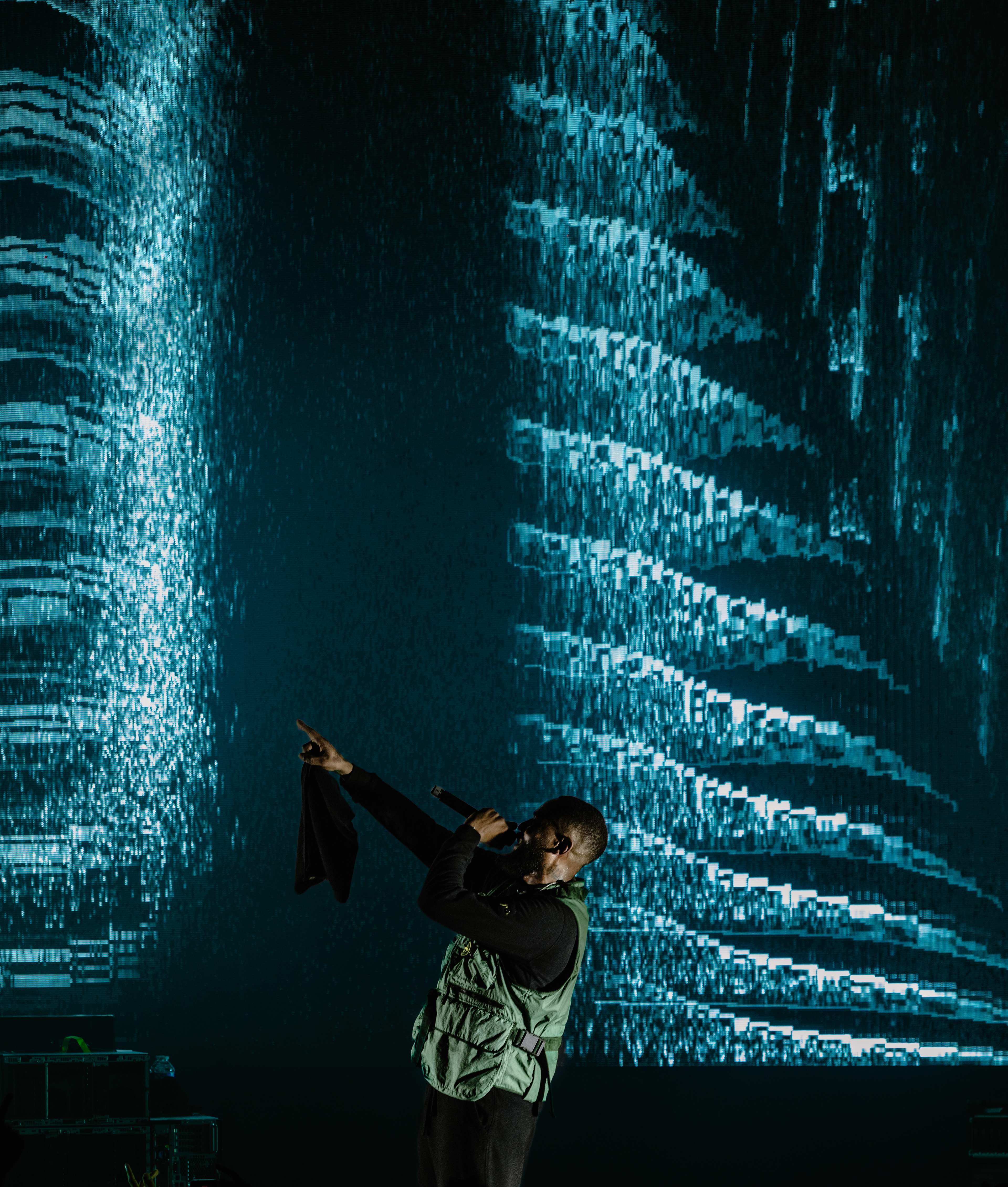 TH Concert La Cigale, Paris, France 04/18/2025