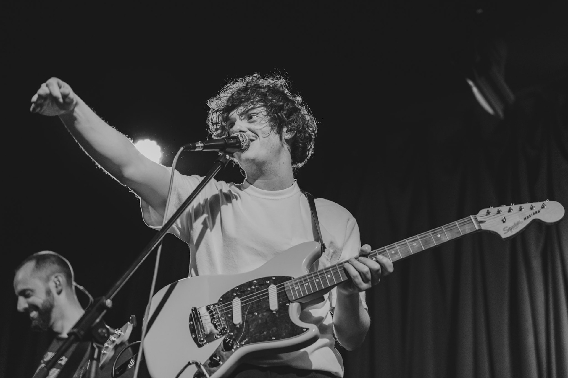 RUGO - LUMIERE | MUZIC ITALIEN