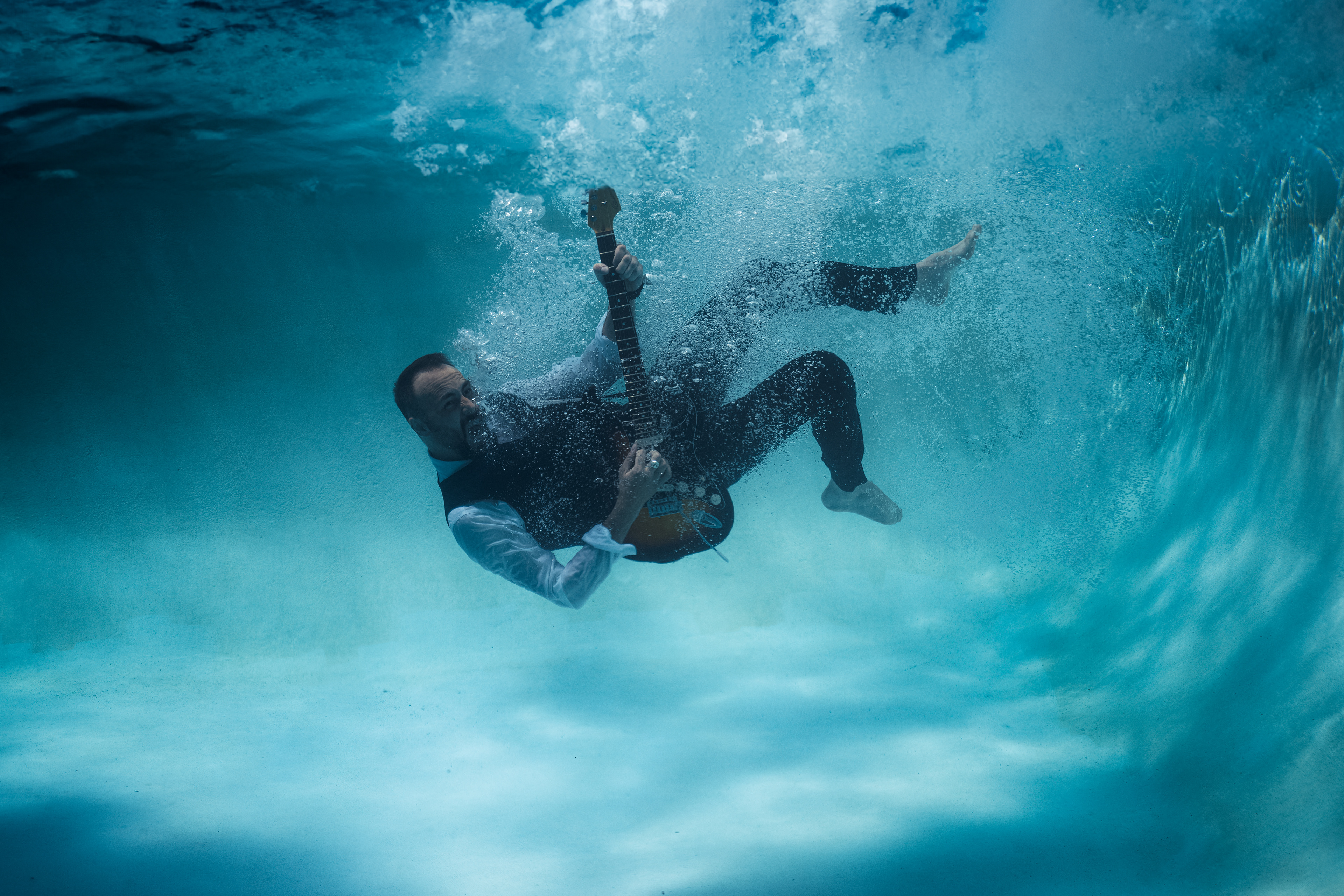 "Dive Bomb" - Barcelone - Philadephie - Chicago - Leeds
