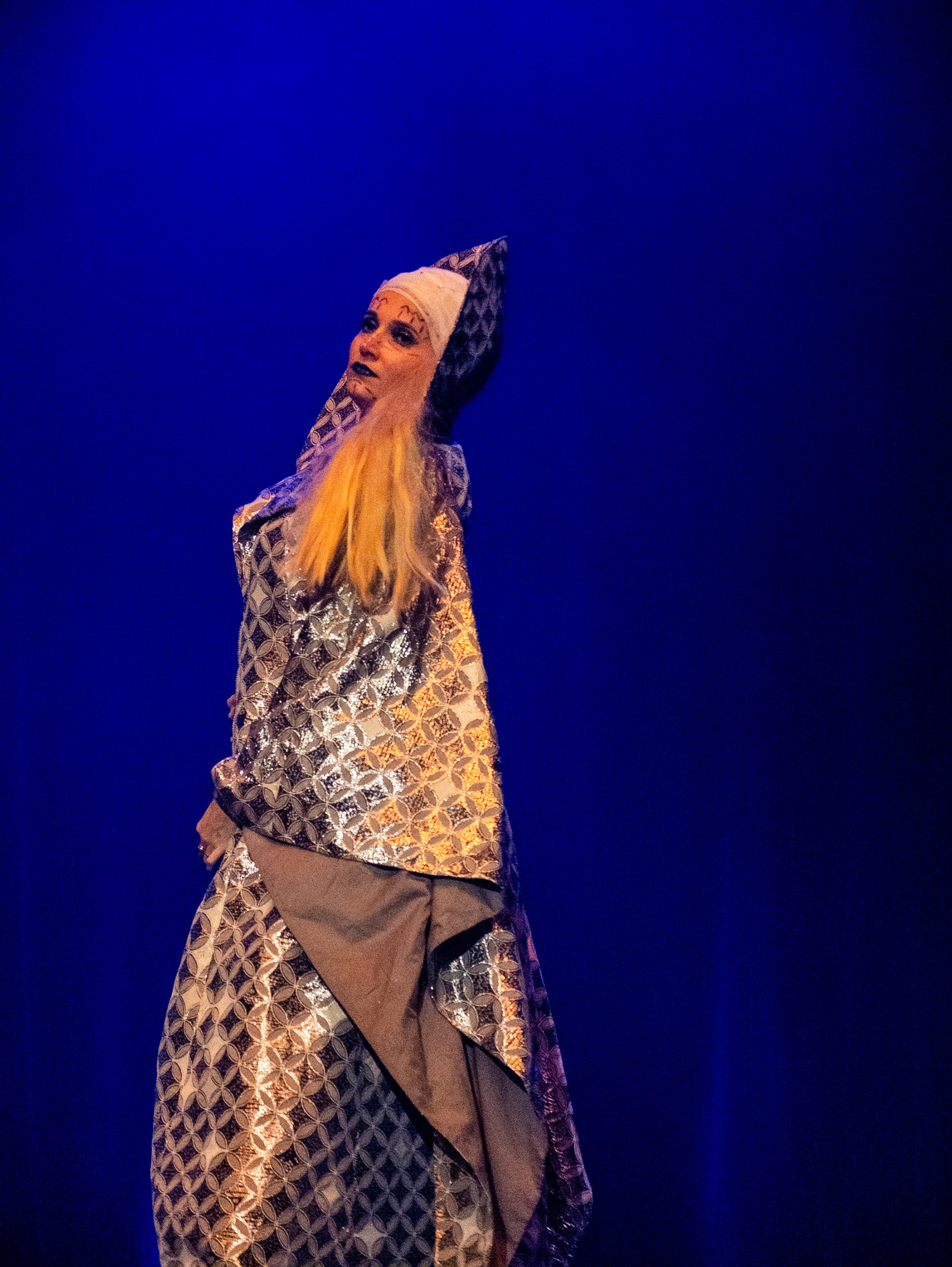 Miss Glitter Painkiller