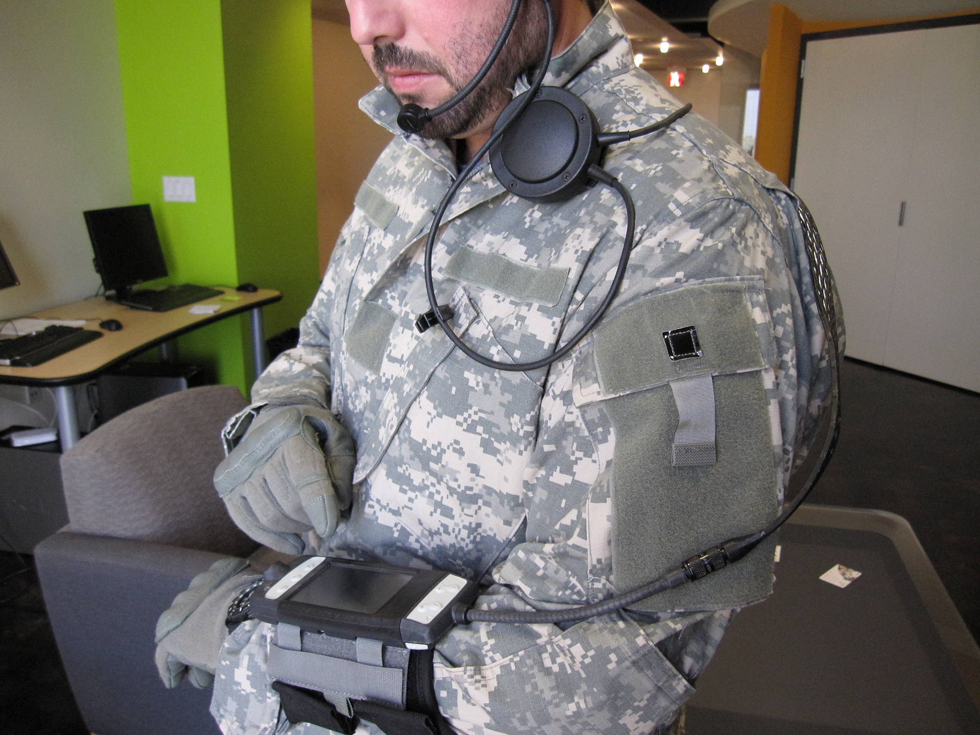 Cuff mounted display